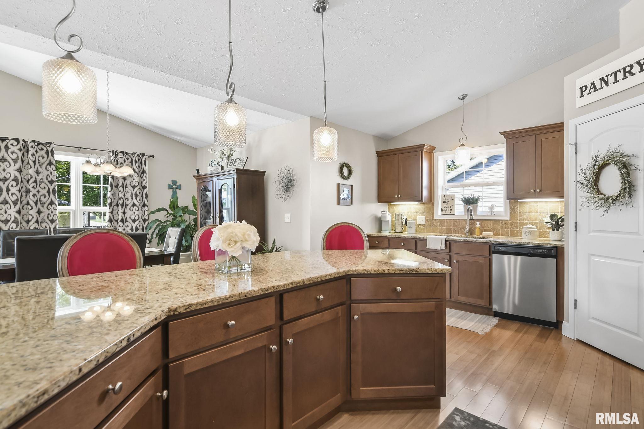 1065 Harrow Drive, Sherman, Illinois image 19