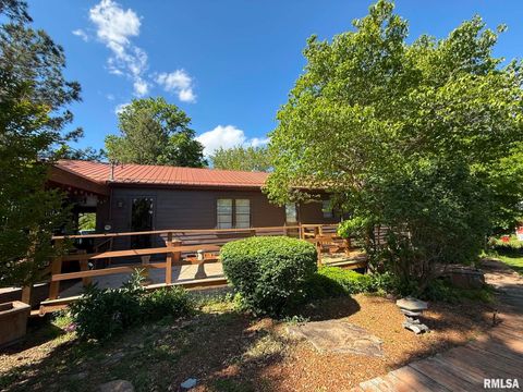 Homes For Sale - 834 Pleasant Hill Road<br/> Carbondale, IL 62902