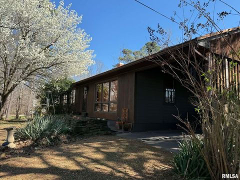 Homes For Sale - 834 Pleasant Hill Road<br/> Jackson County, Carbondale, IL 62902