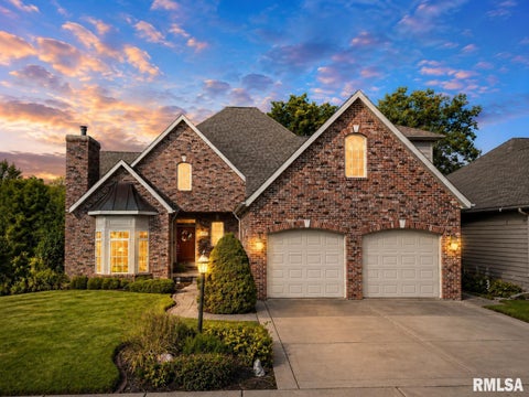 Homes For Sale - 4611 N Thornhill Drive<br/> Peoria, IL 61615