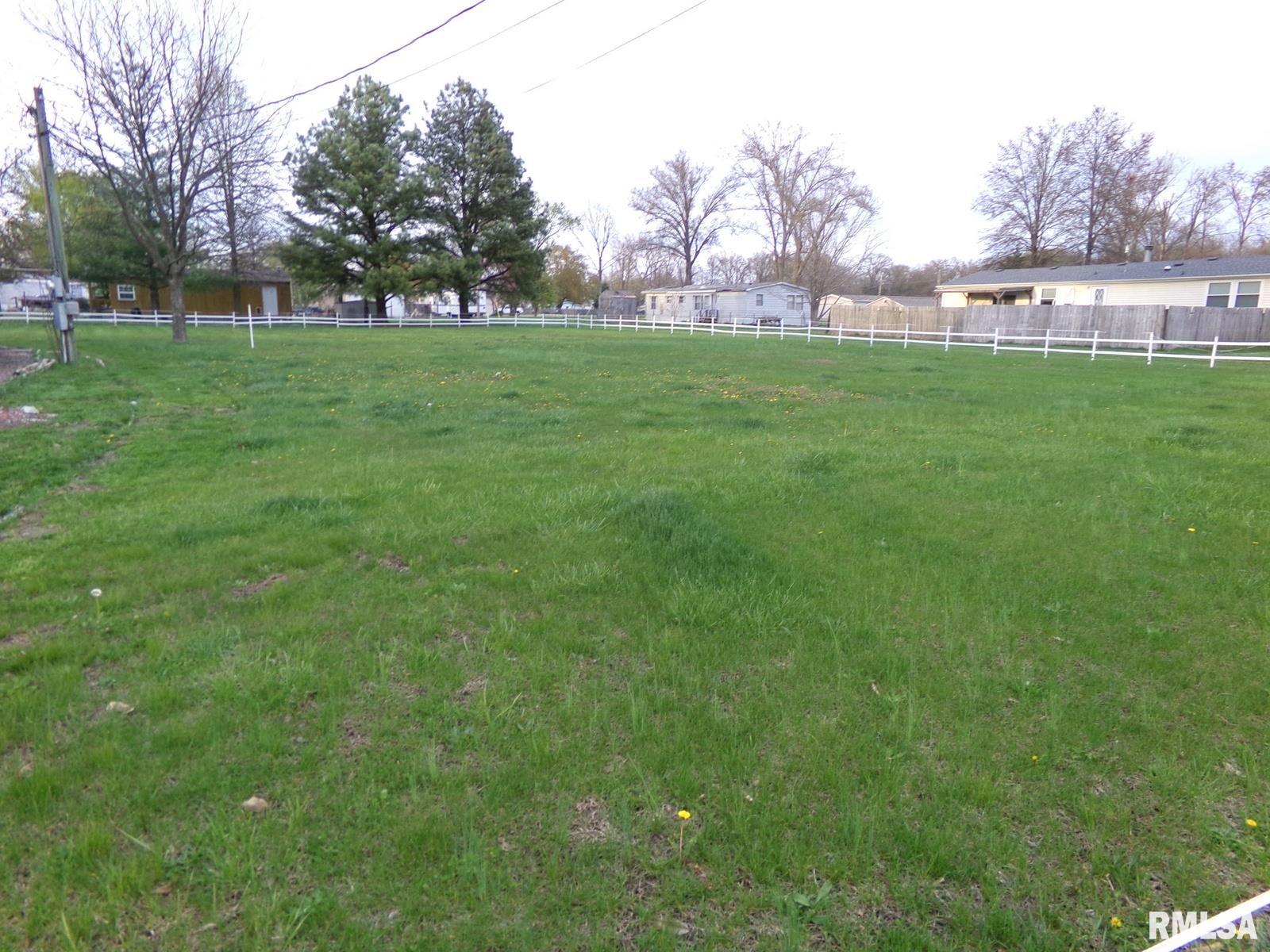 1104 Van Buren Avenue, Sandoval, Illinois image 13