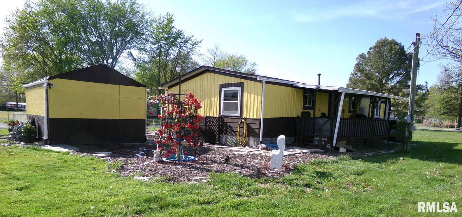 1104 Van Buren Avenue, Sandoval, Illinois image 9