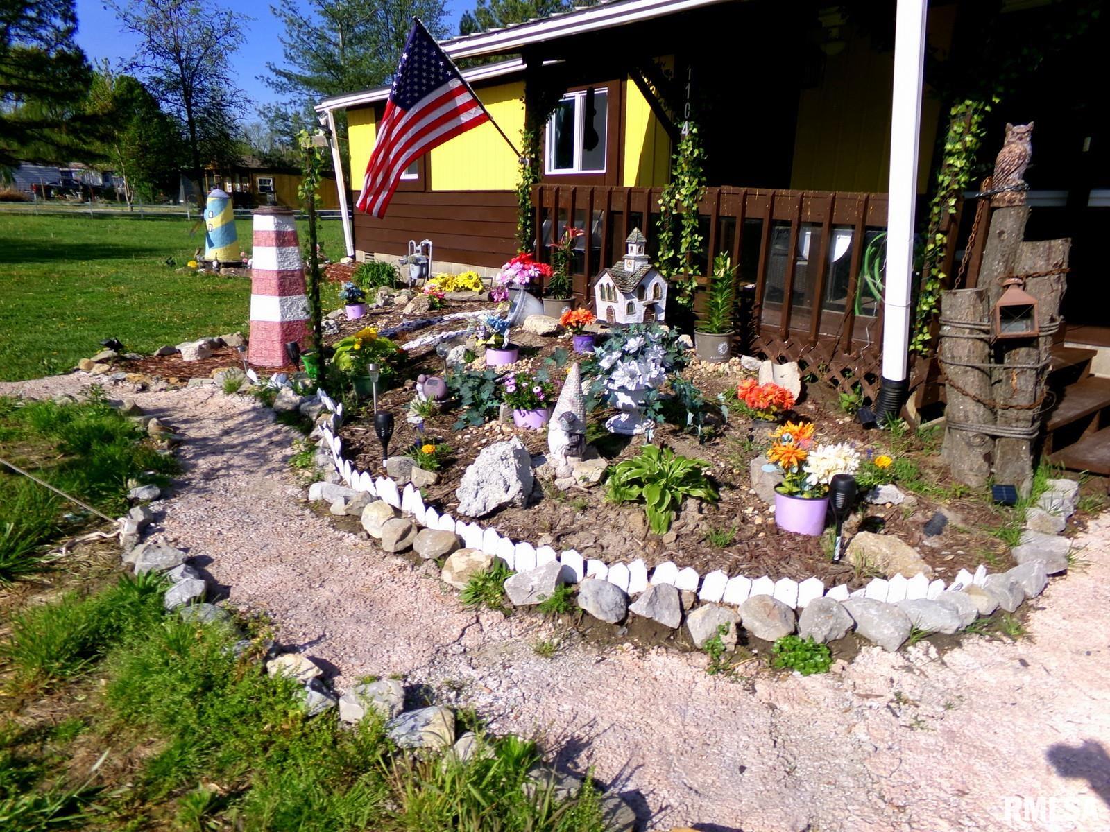 1104 Van Buren Avenue, Sandoval, Illinois image 47