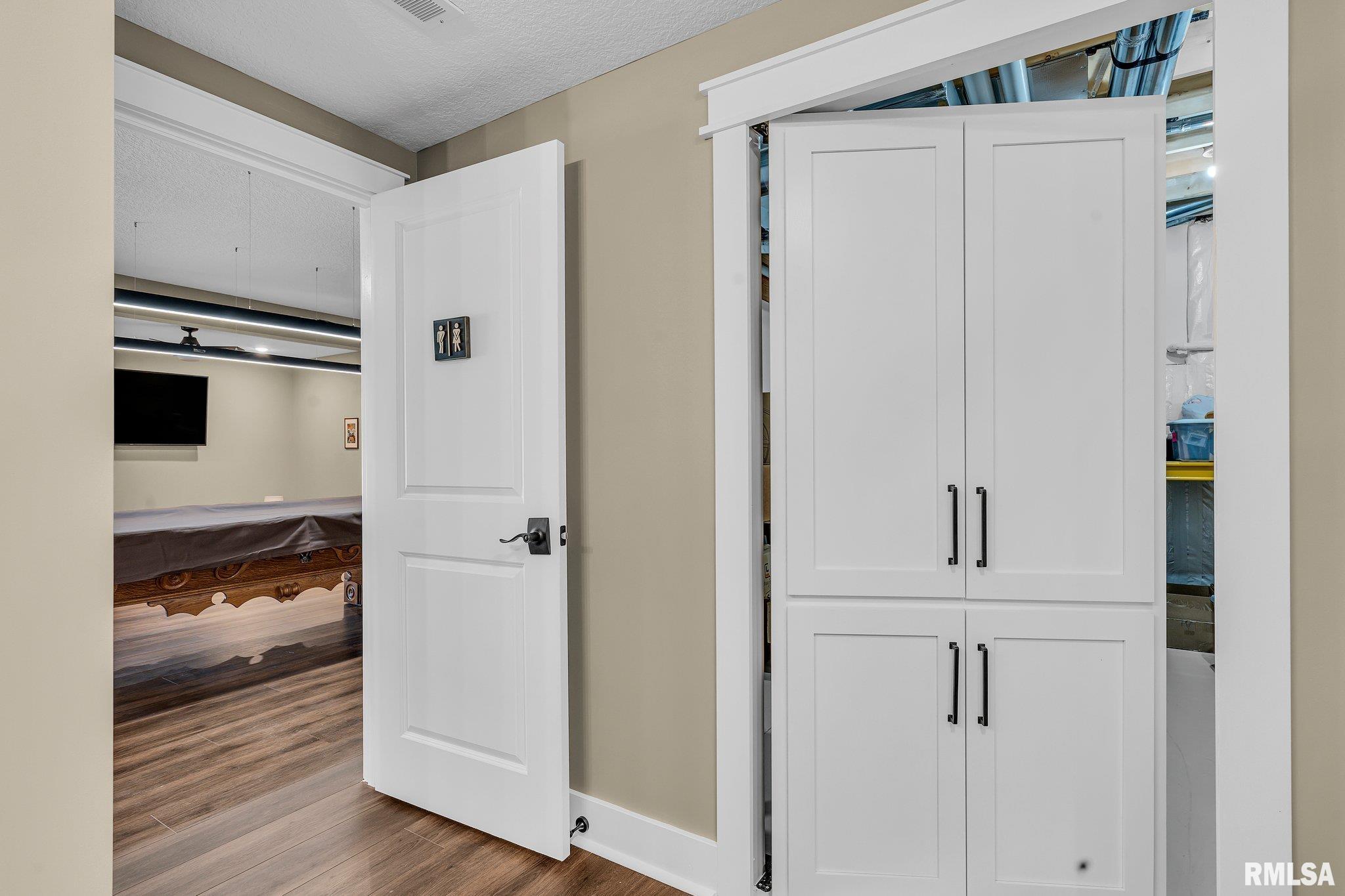6997 Matthews Pass, Bettendorf, Iowa image 27