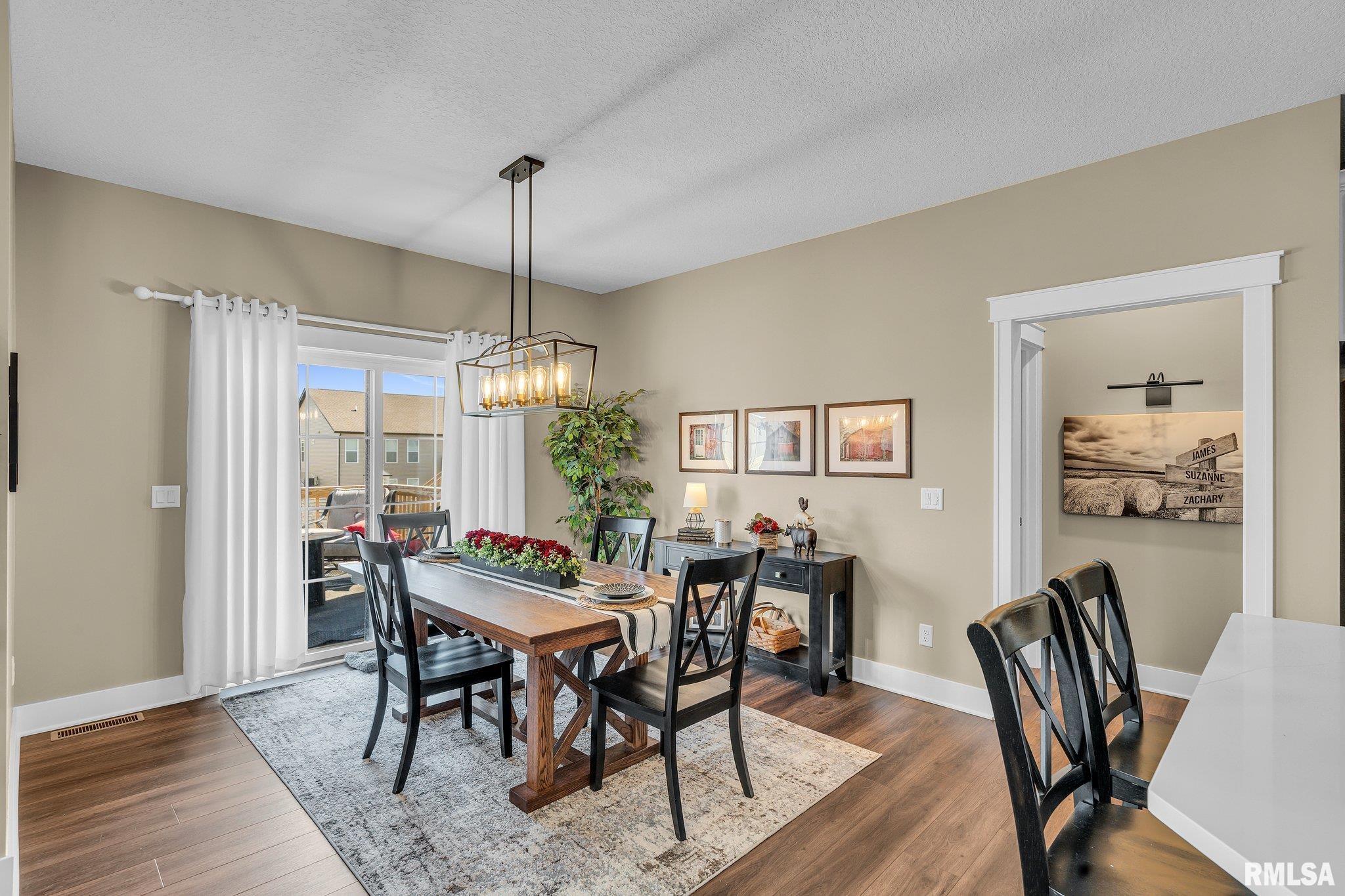6997 Matthews Pass, Bettendorf, Iowa image 8