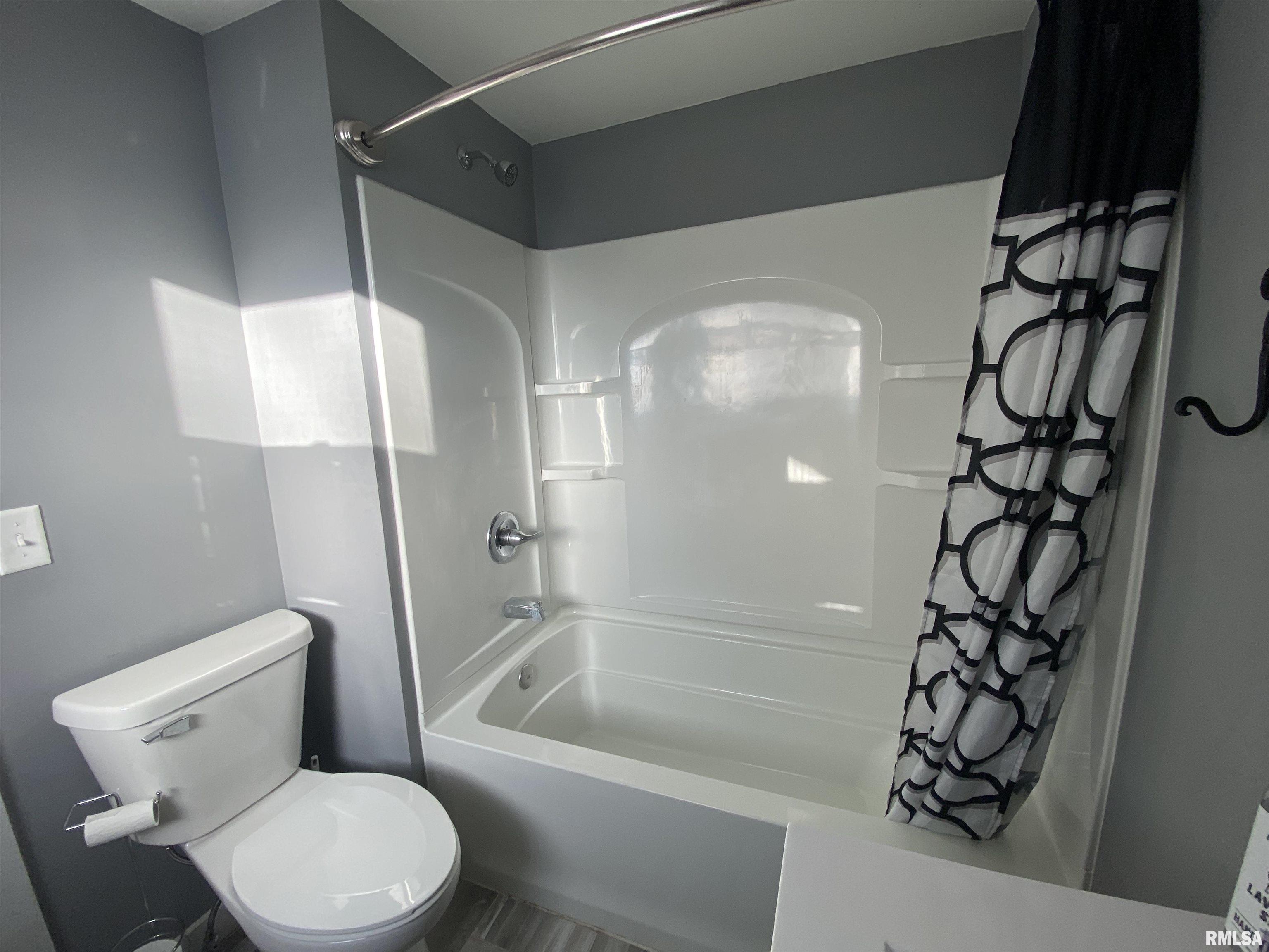 458 N 8th Avenue, Canton, Illinois image 23