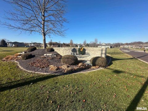 Vacant Land For Sale - LOT 7 Hickory Lane<br/> Pekin, IL 61554