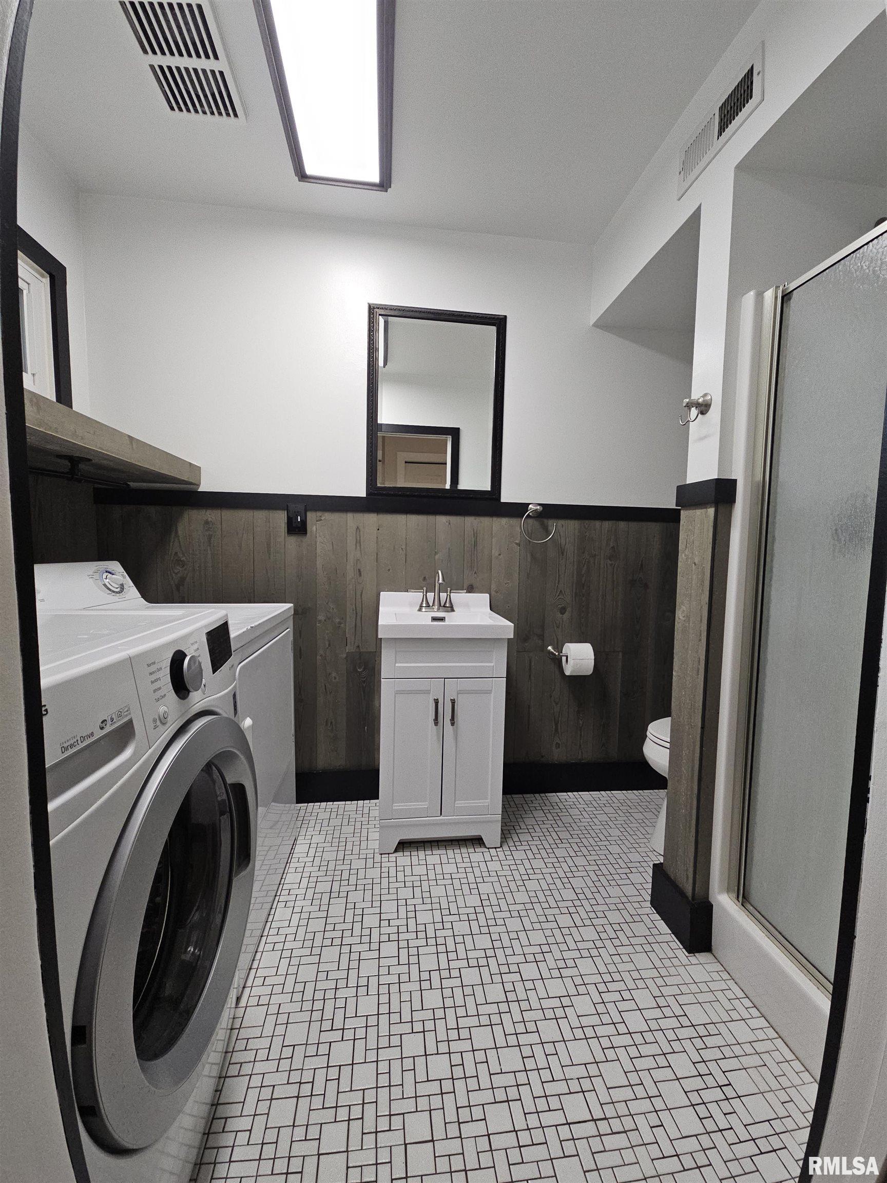 1015 E Highland Avenue, Peoria Heights, Illinois image 10