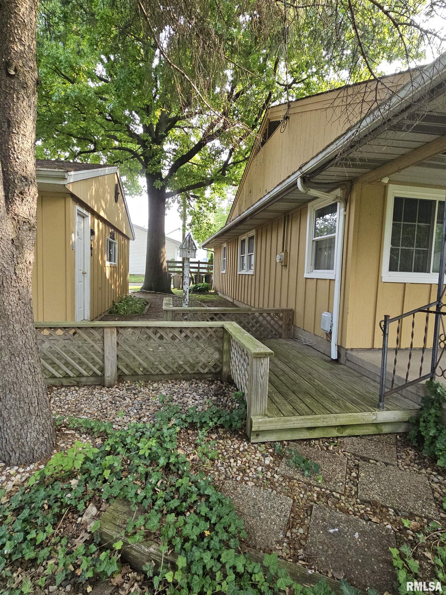 1015 E Highland Avenue, Peoria Heights, Illinois image 22