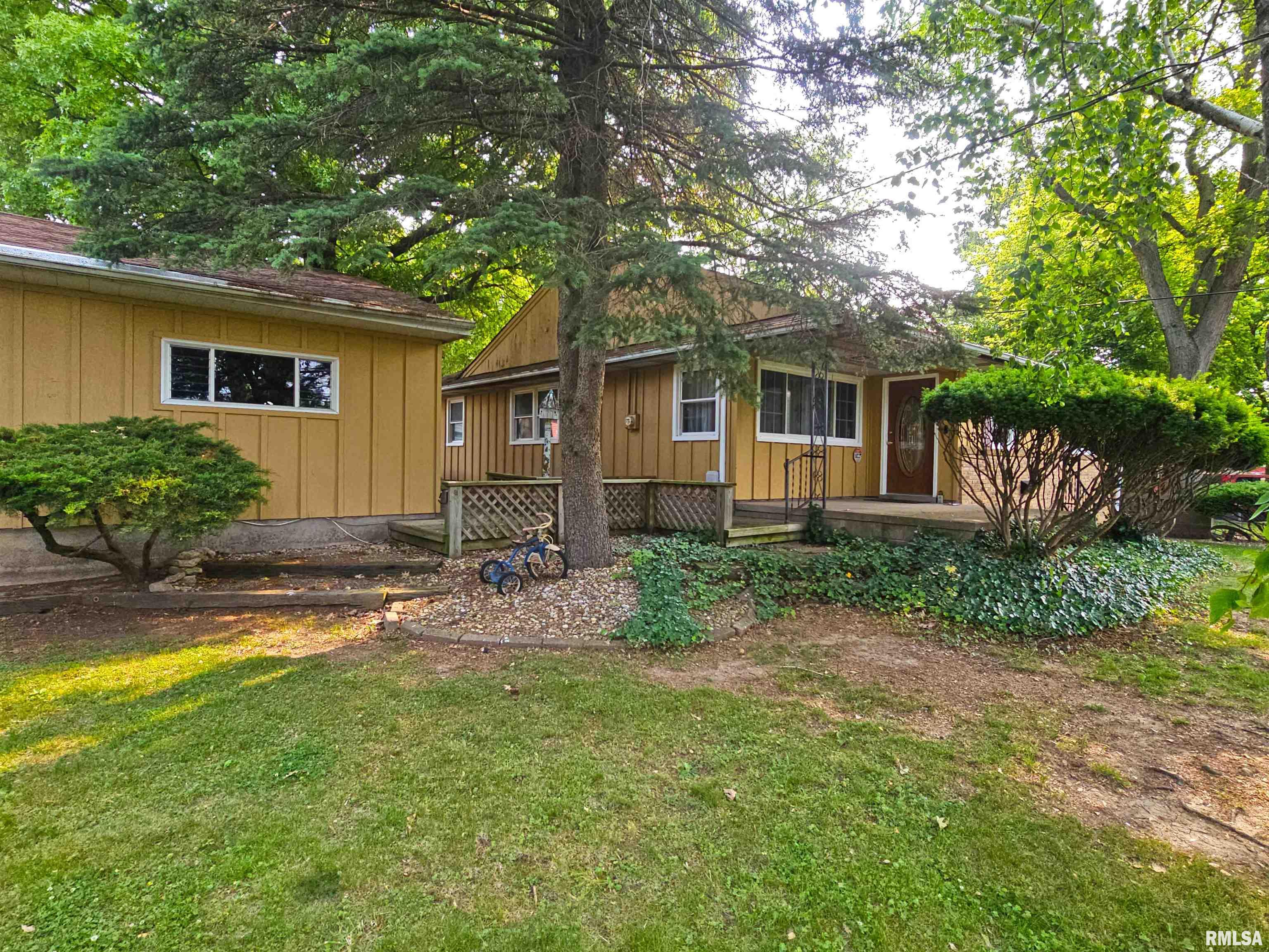 1015 E Highland Avenue, Peoria Heights, Illinois image 21