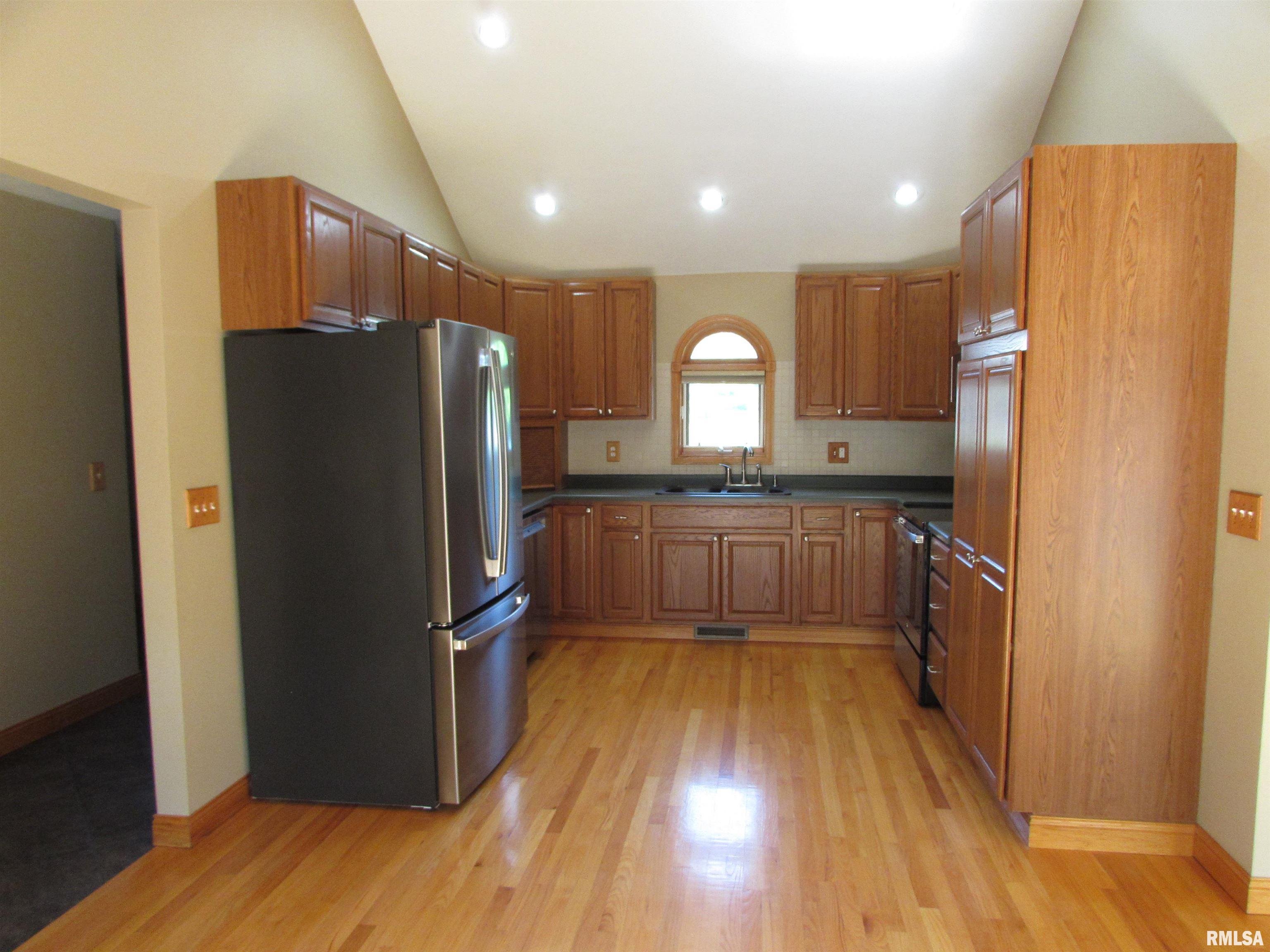 820 Belsly Way, Metamora, Illinois image 5