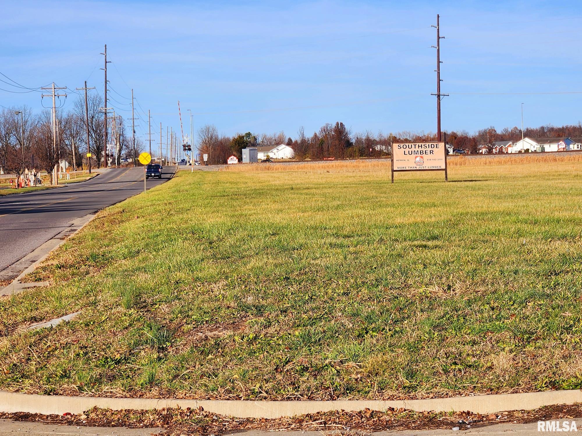 RT 13 & SKYLINE N Drive, Marion, Illinois image 10