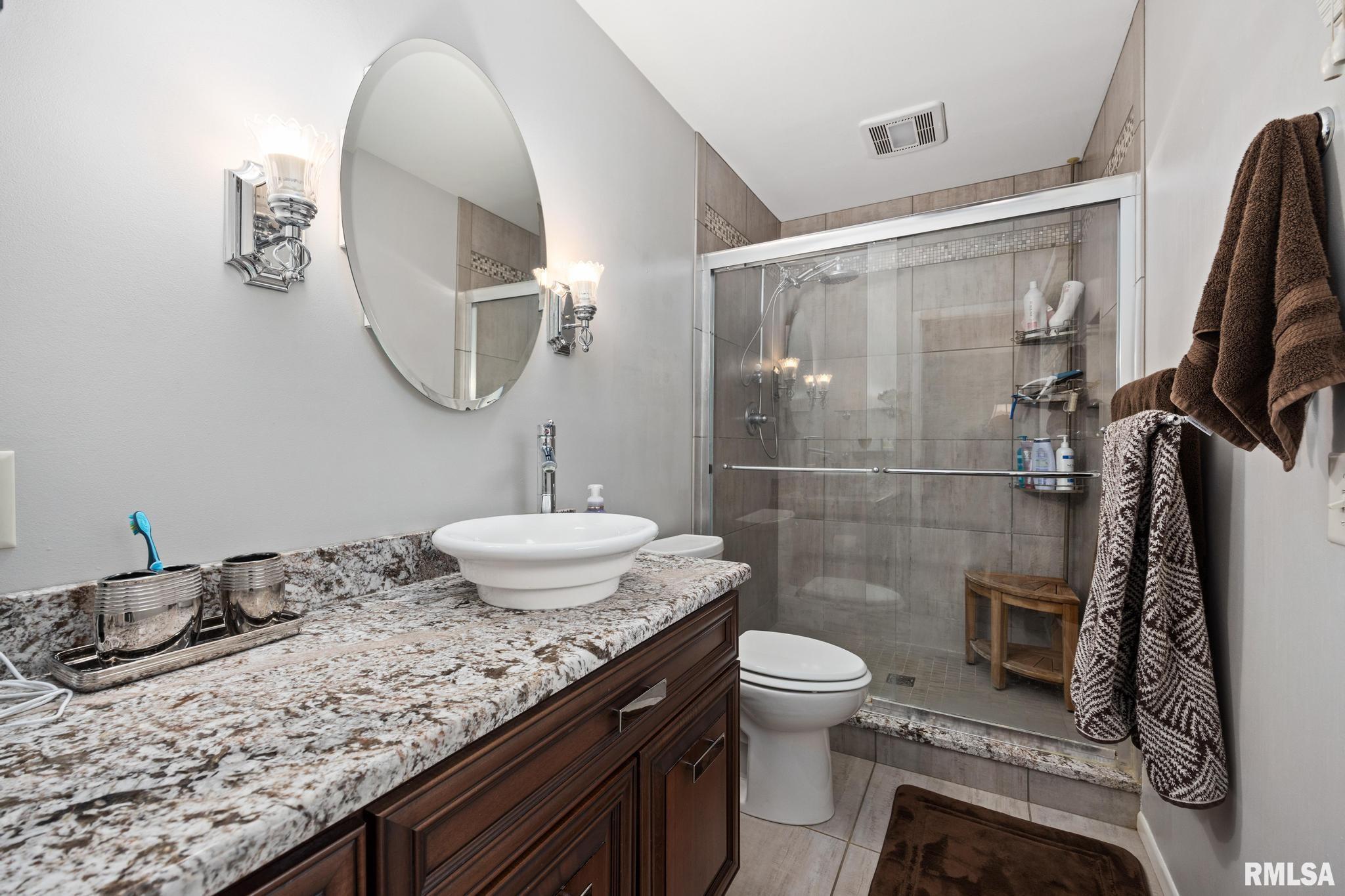 6602 N Cobblestone Court, Peoria, Illinois image 28