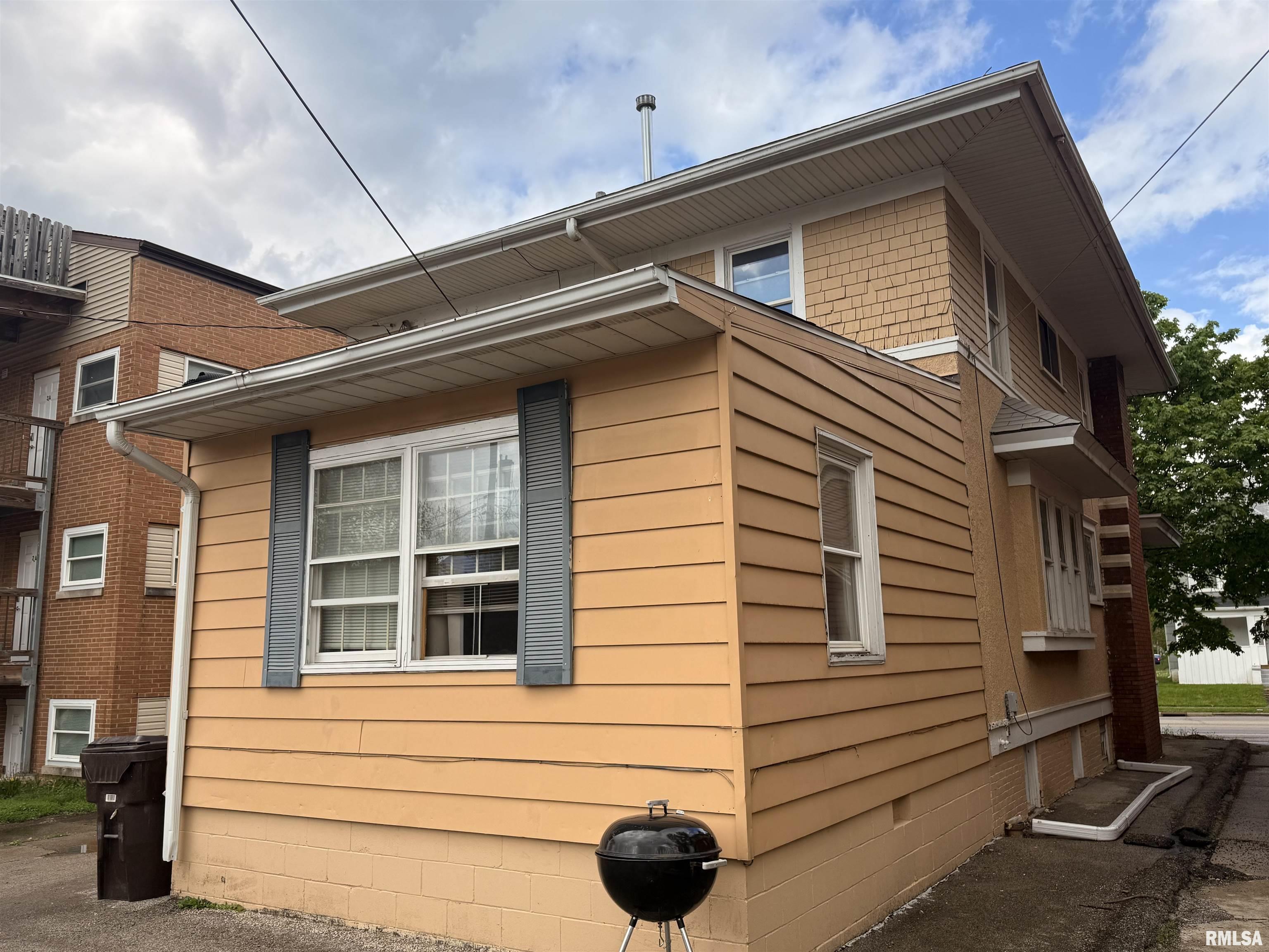 1027 N University Street, Peoria, Illinois image 35