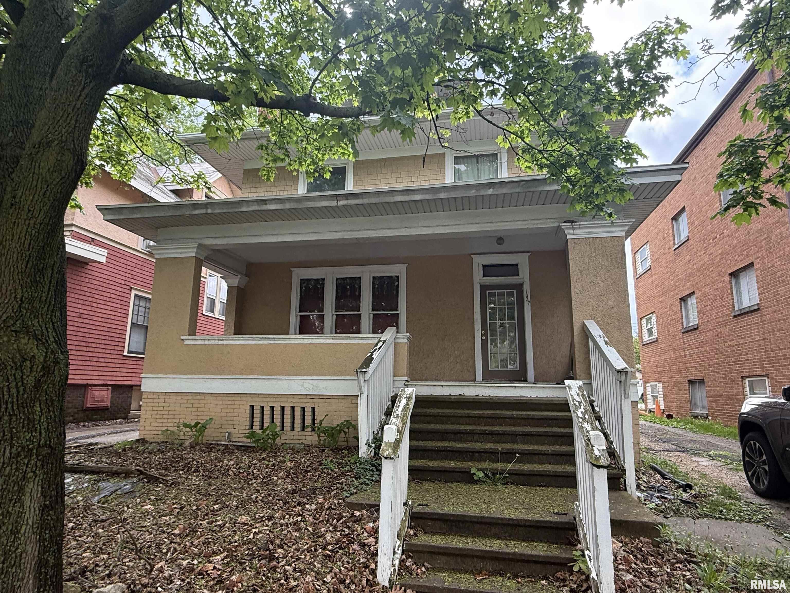 1027 N University Street, Peoria, Illinois image 2