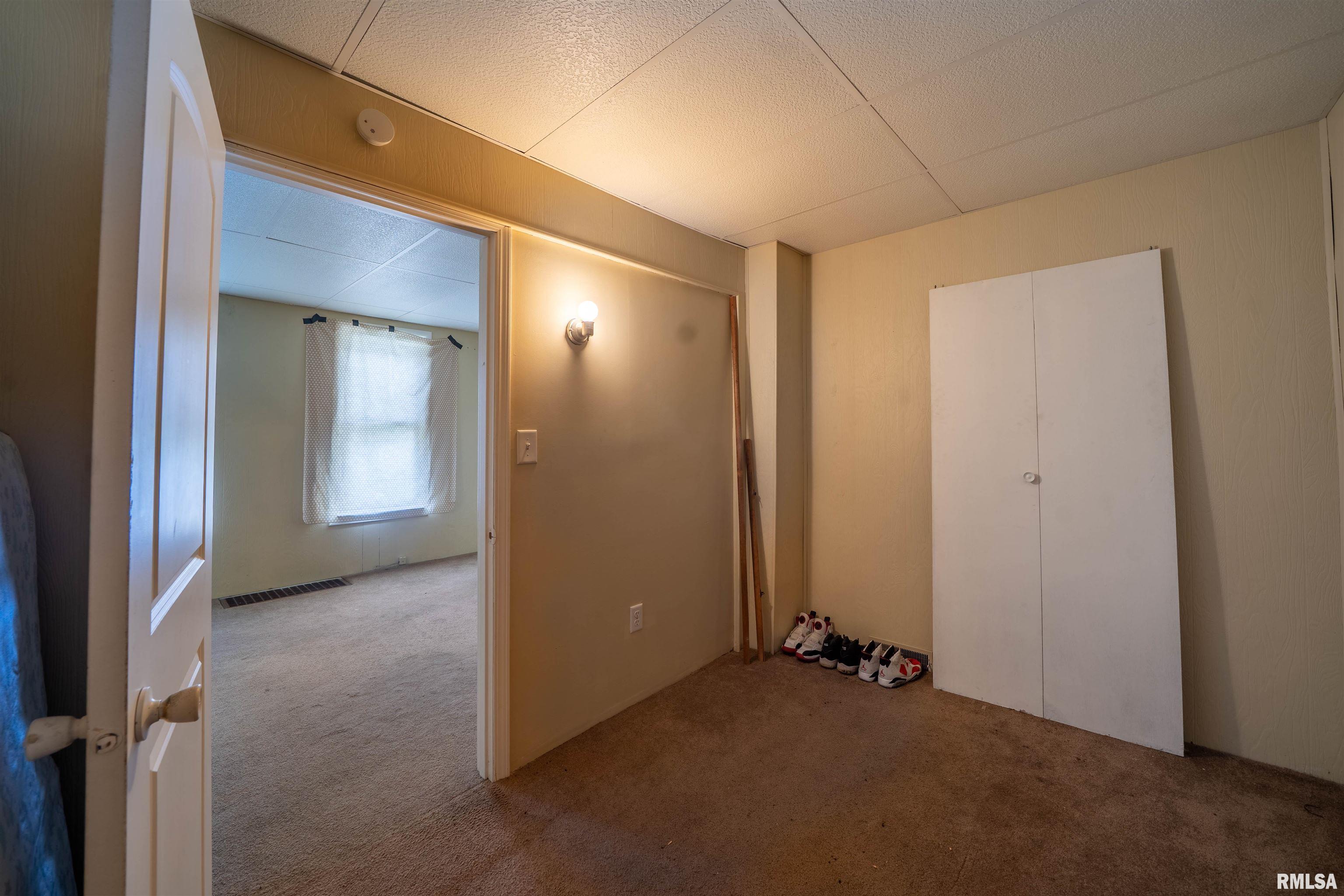 1402 S Arago Street, Peoria, Illinois image 17
