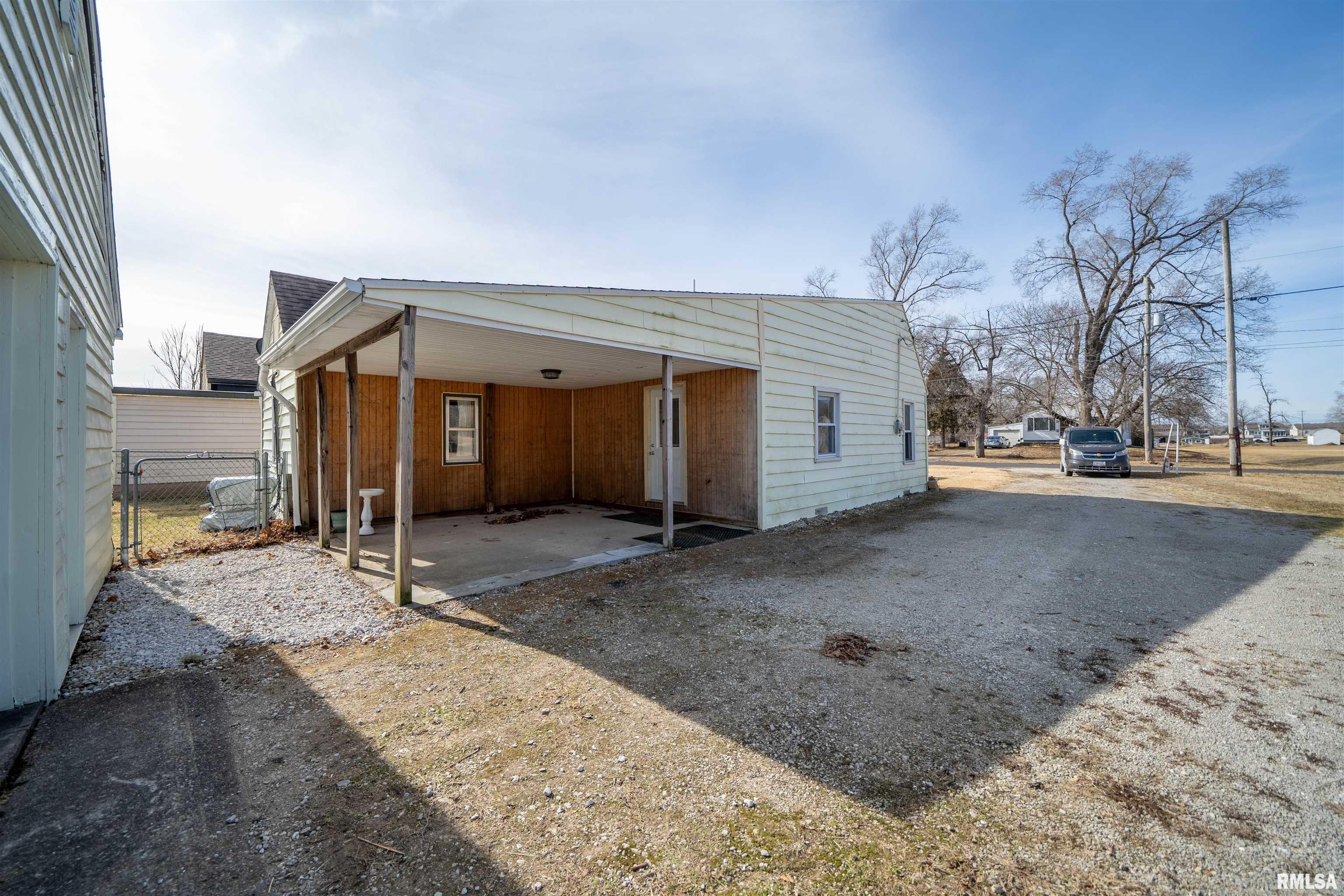 124 S Roosevelt Street, Pekin, Illinois image 40