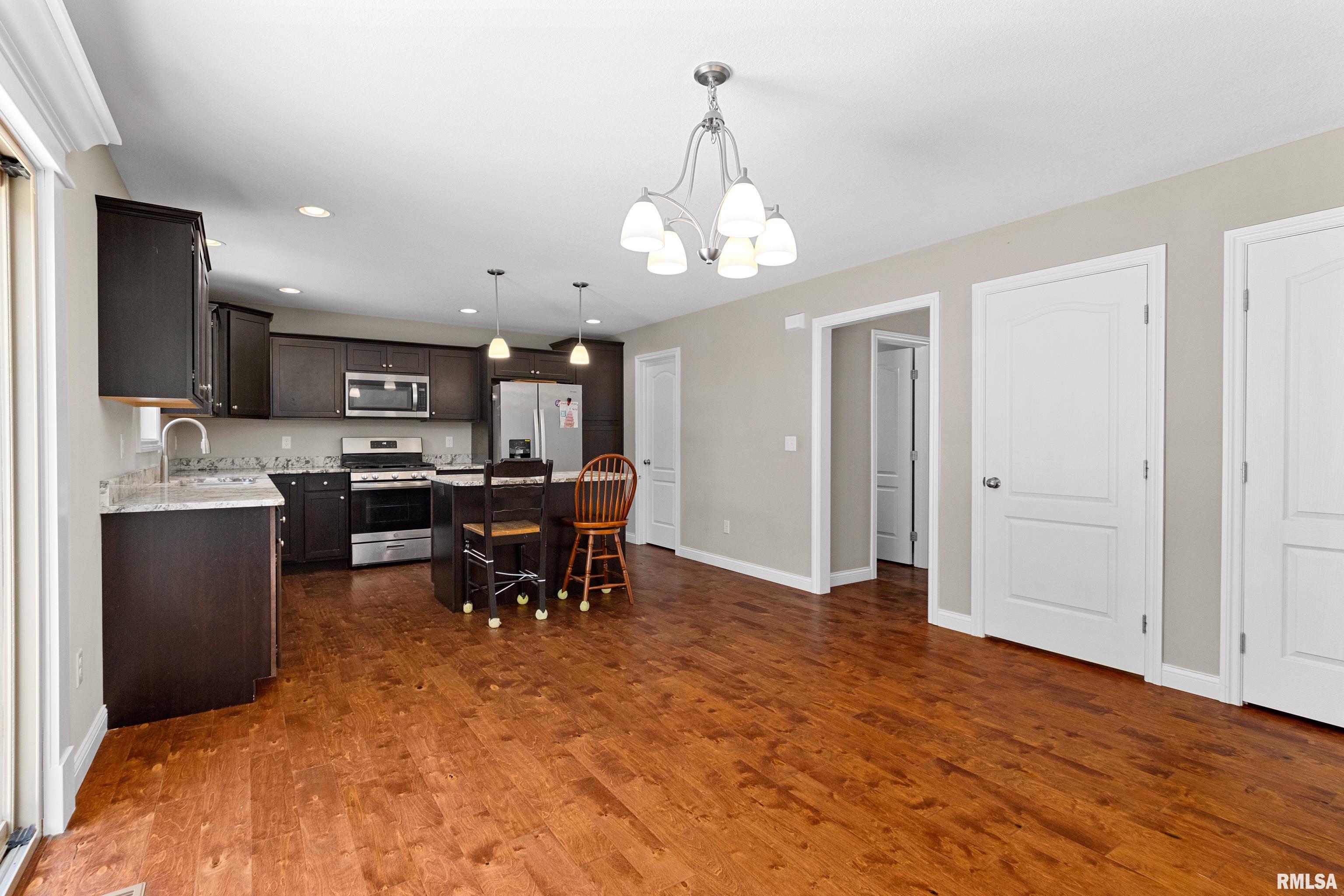 10715 N Sawmill Lane, Dunlap, Illinois image 18