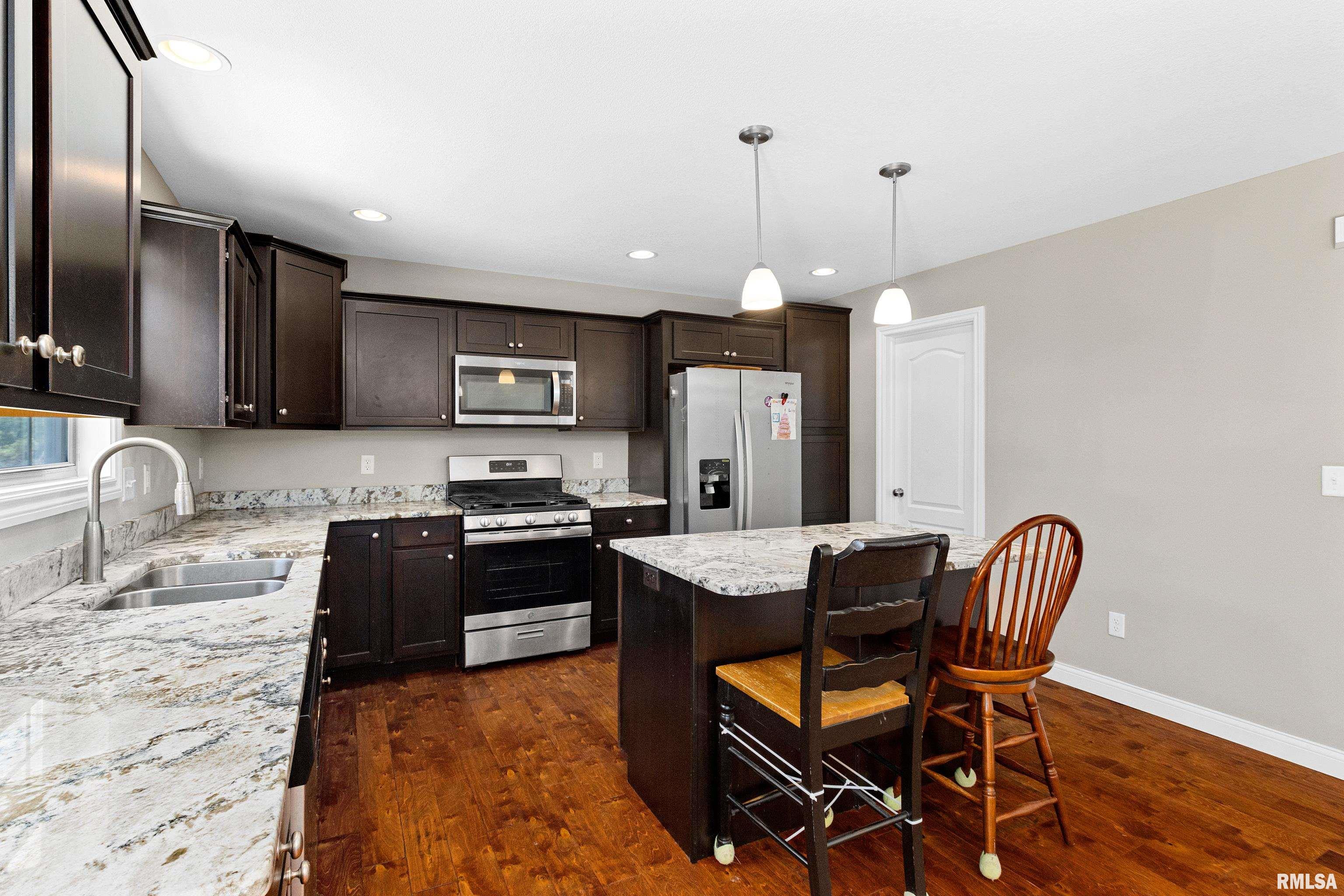 10715 N Sawmill Lane, Dunlap, Illinois image 13