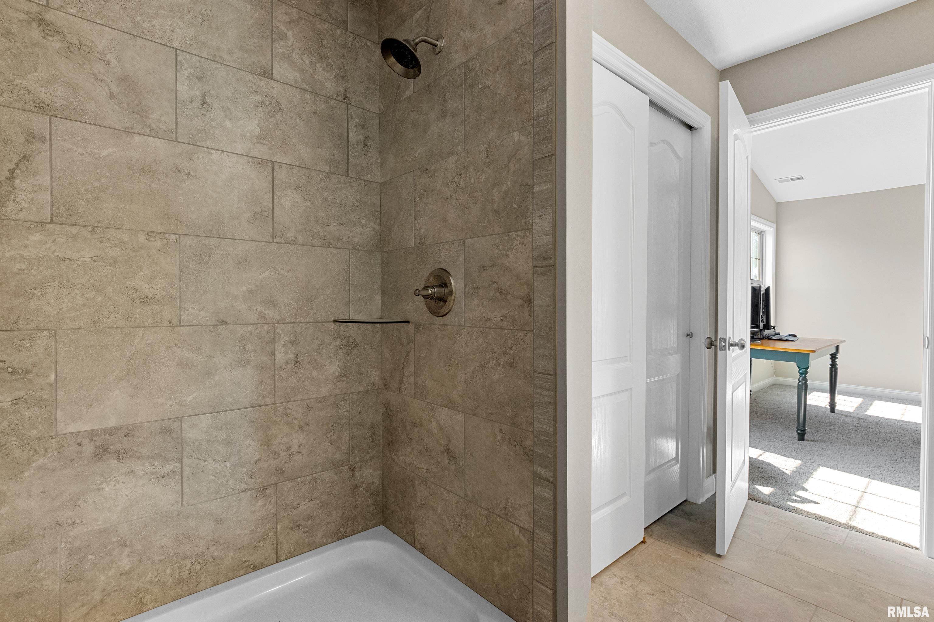 10715 N Sawmill Lane, Dunlap, Illinois image 29