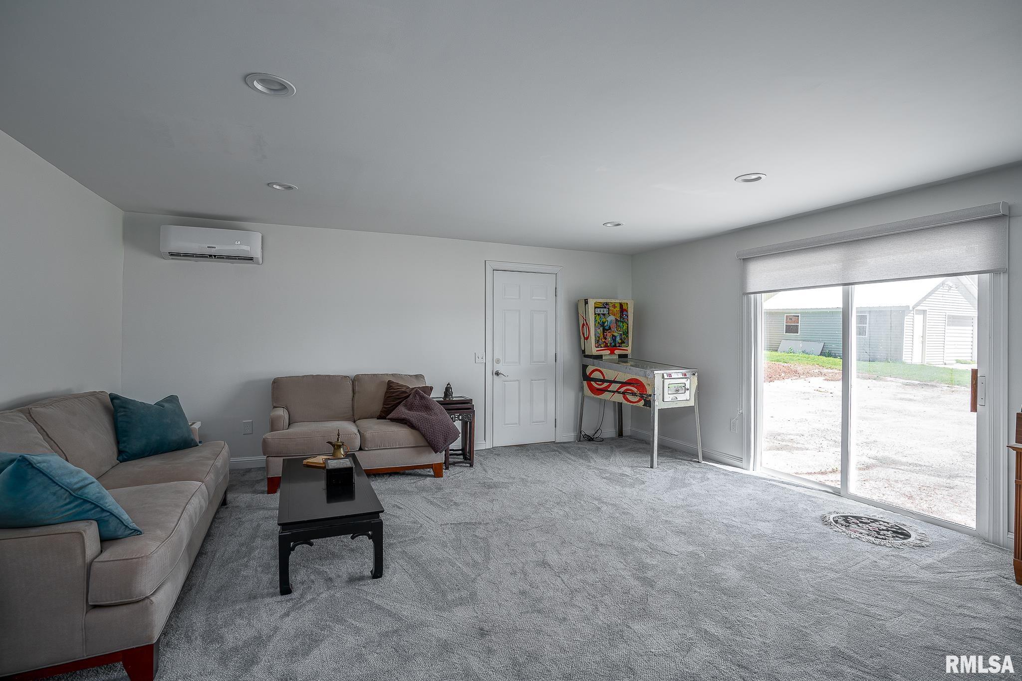 1231 SW Canal Shore Drive, Le Claire, Iowa image 27