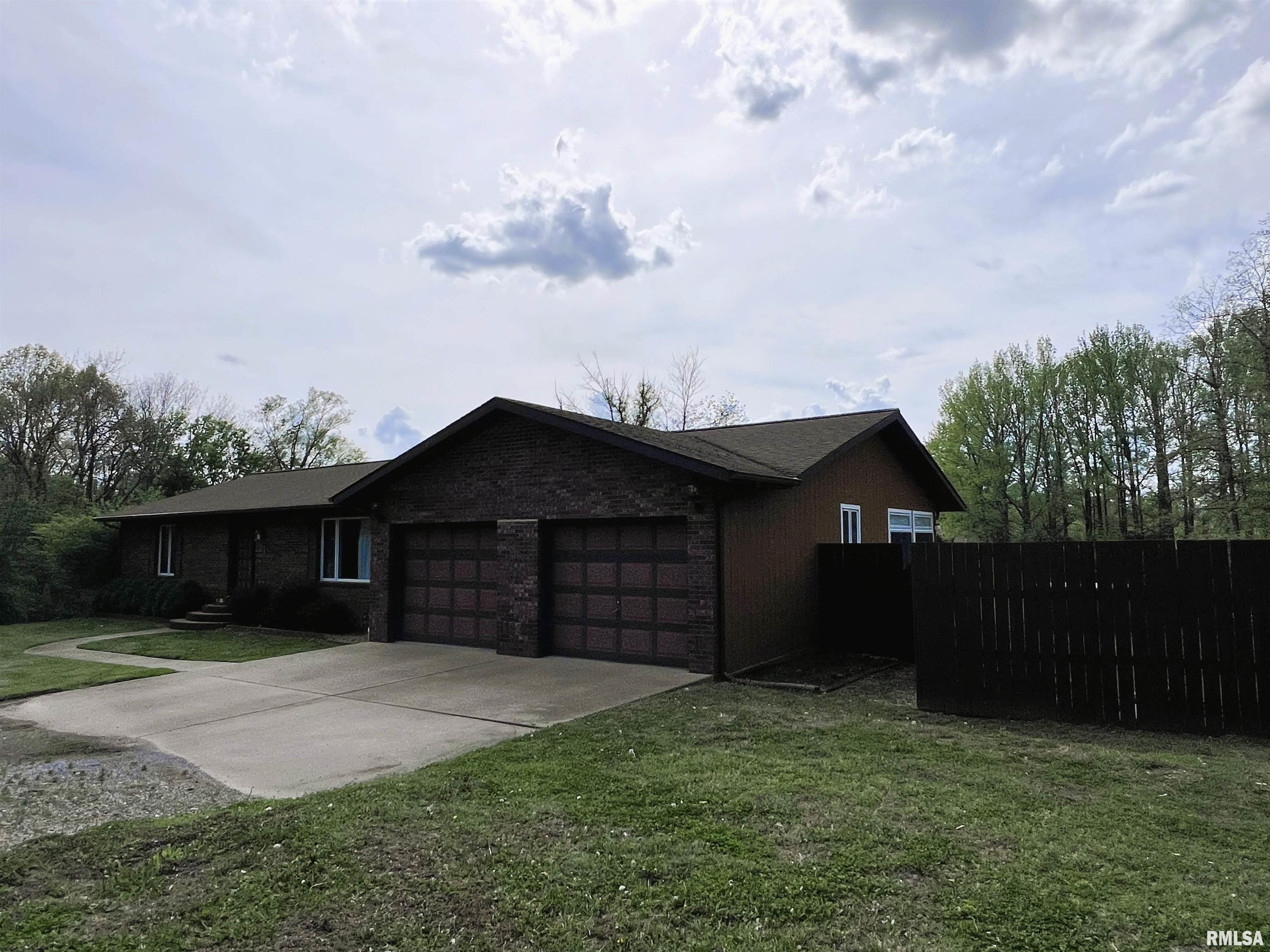 21 Cedar Crest Lane, Makanda, Illinois image 1
