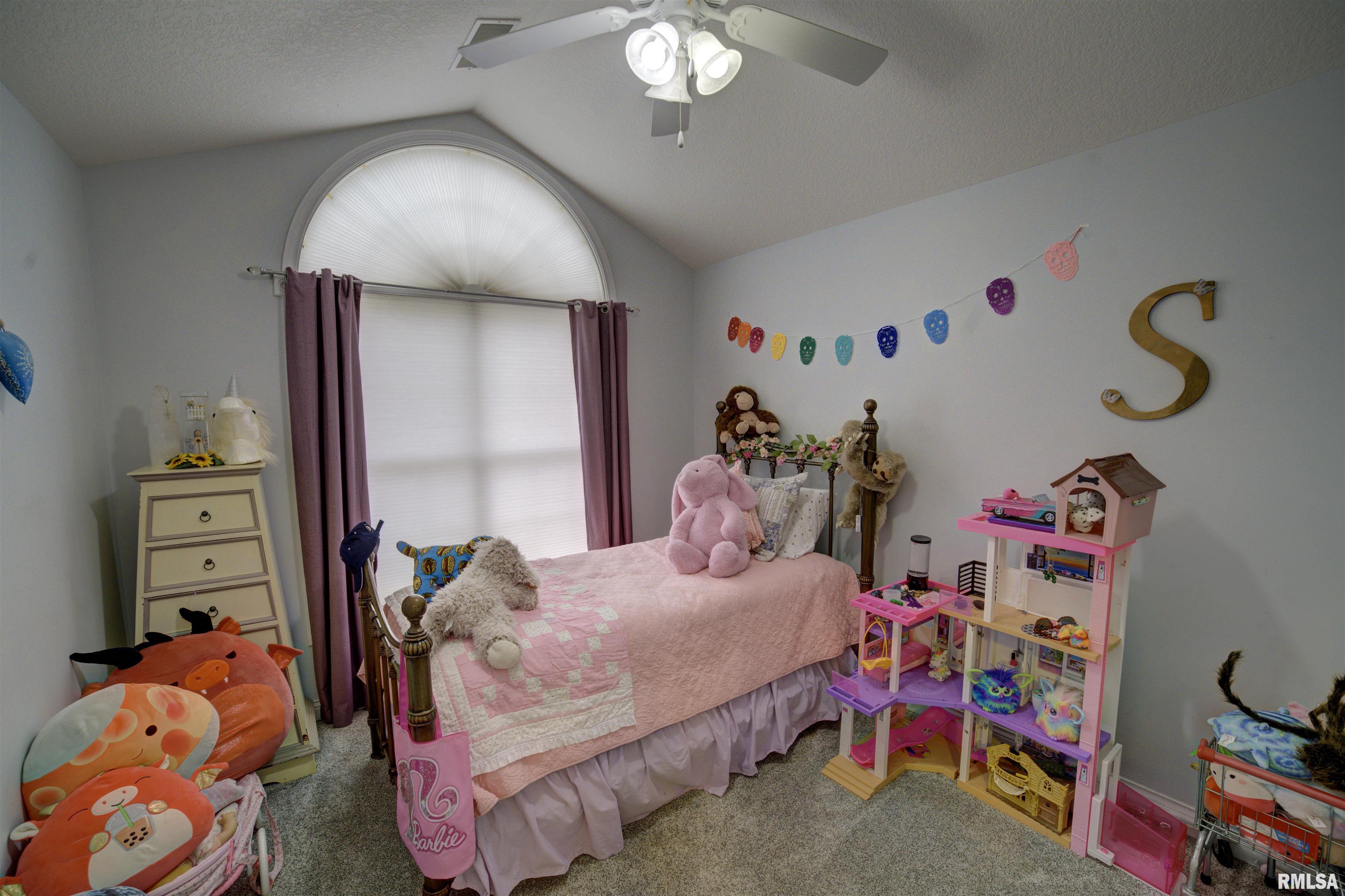2735 Julie Lane Court, Davenport, Iowa image 42