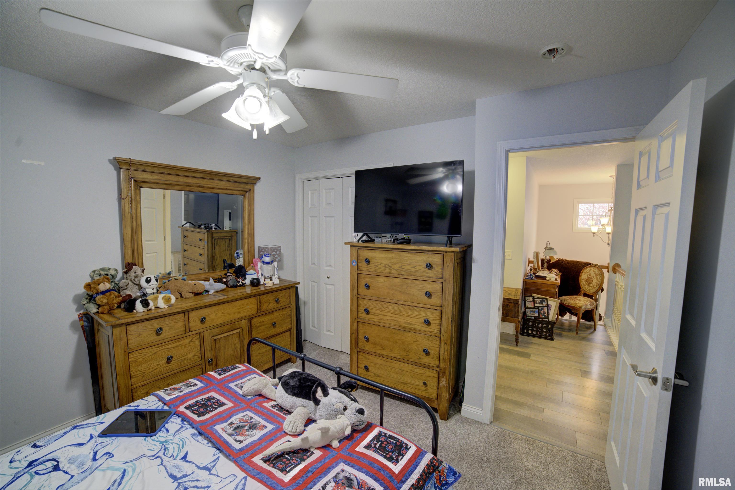 2735 Julie Lane Court, Davenport, Iowa image 46
