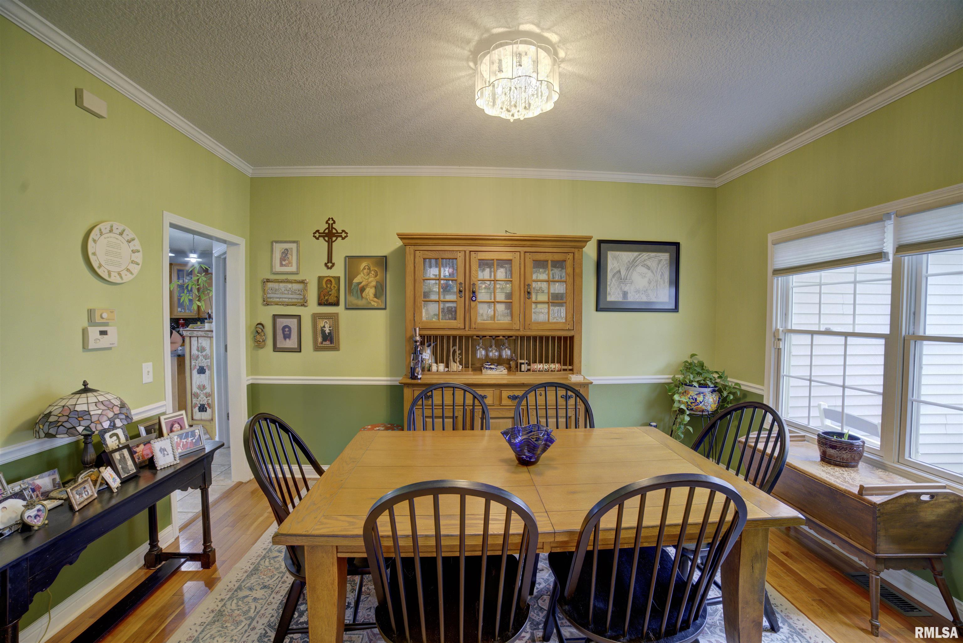 2735 Julie Lane Court, Davenport, Iowa image 12