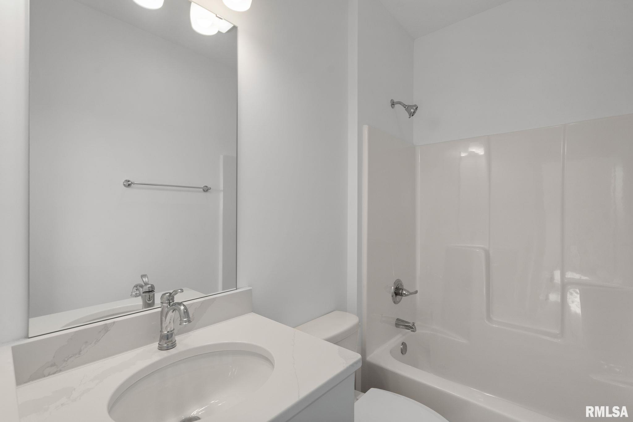 6606 Pelican Street, Bettendorf, Iowa image 37