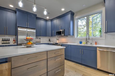 Condo For Sale - 1310 Samuel Avenue #3A<br/> Peoria Heights, IL 61616