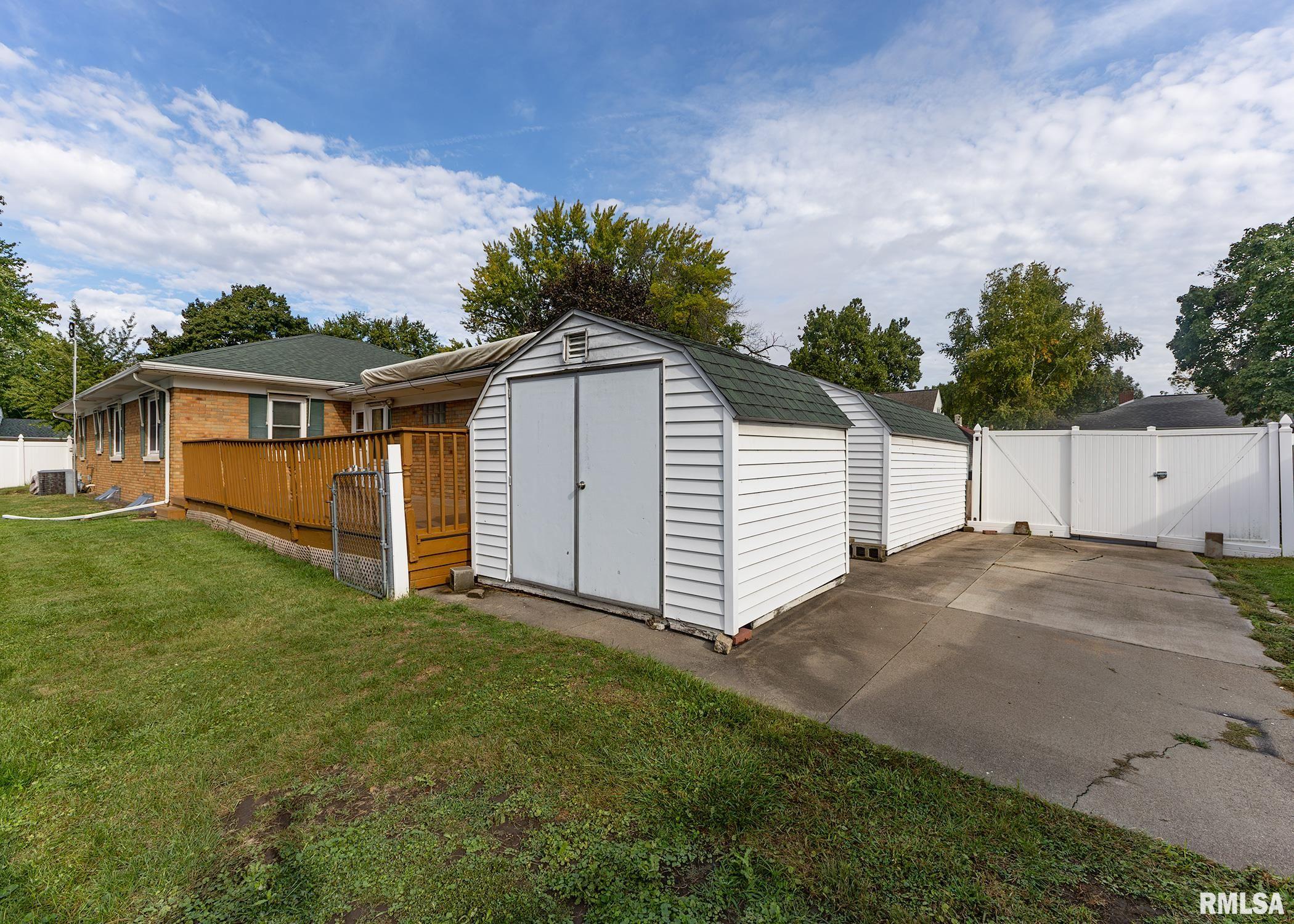 325 12th Avenue North, Clinton, Iowa image 37