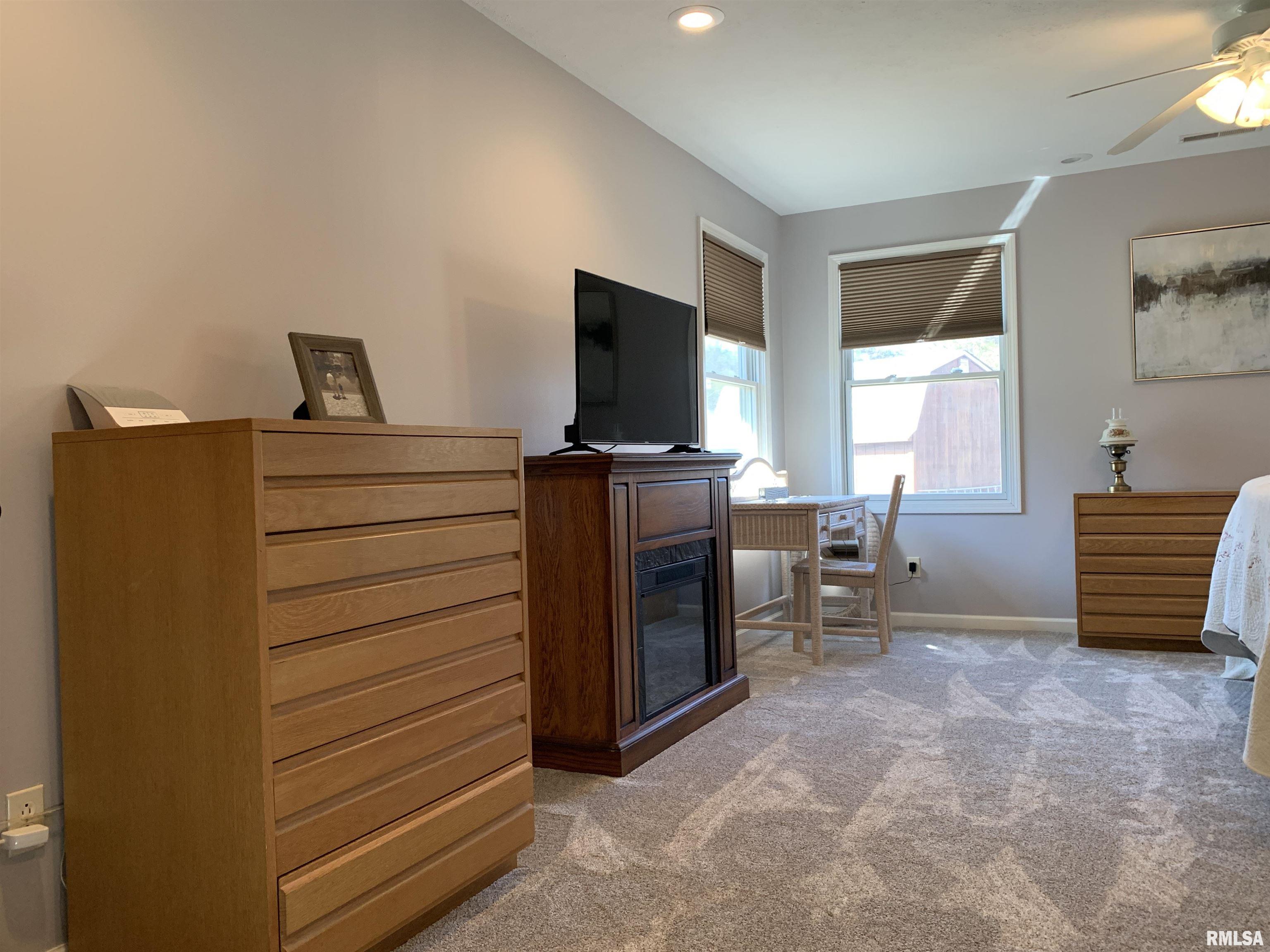 208 Spring Bay Drive, Jacksonville, Illinois image 43