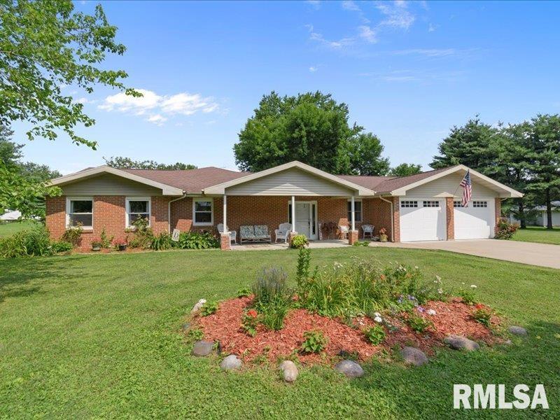 208 Spring Bay Drive, Jacksonville, Illinois image 2