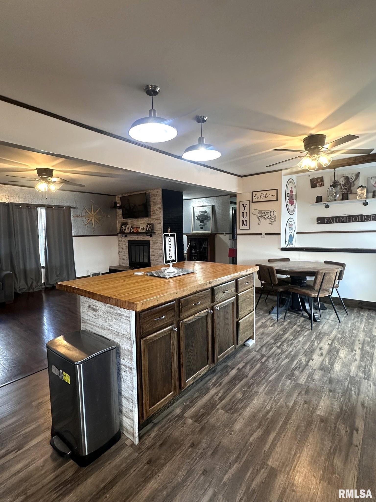308 Galesburg Road, Knoxville, Illinois image 14