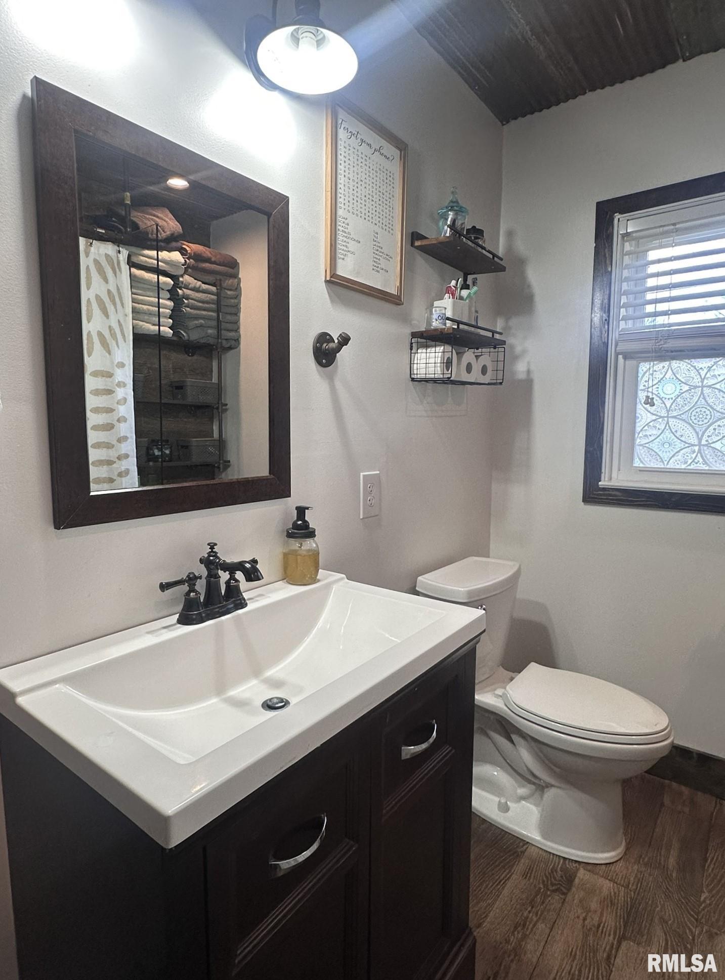 308 Galesburg Road, Knoxville, Illinois image 26