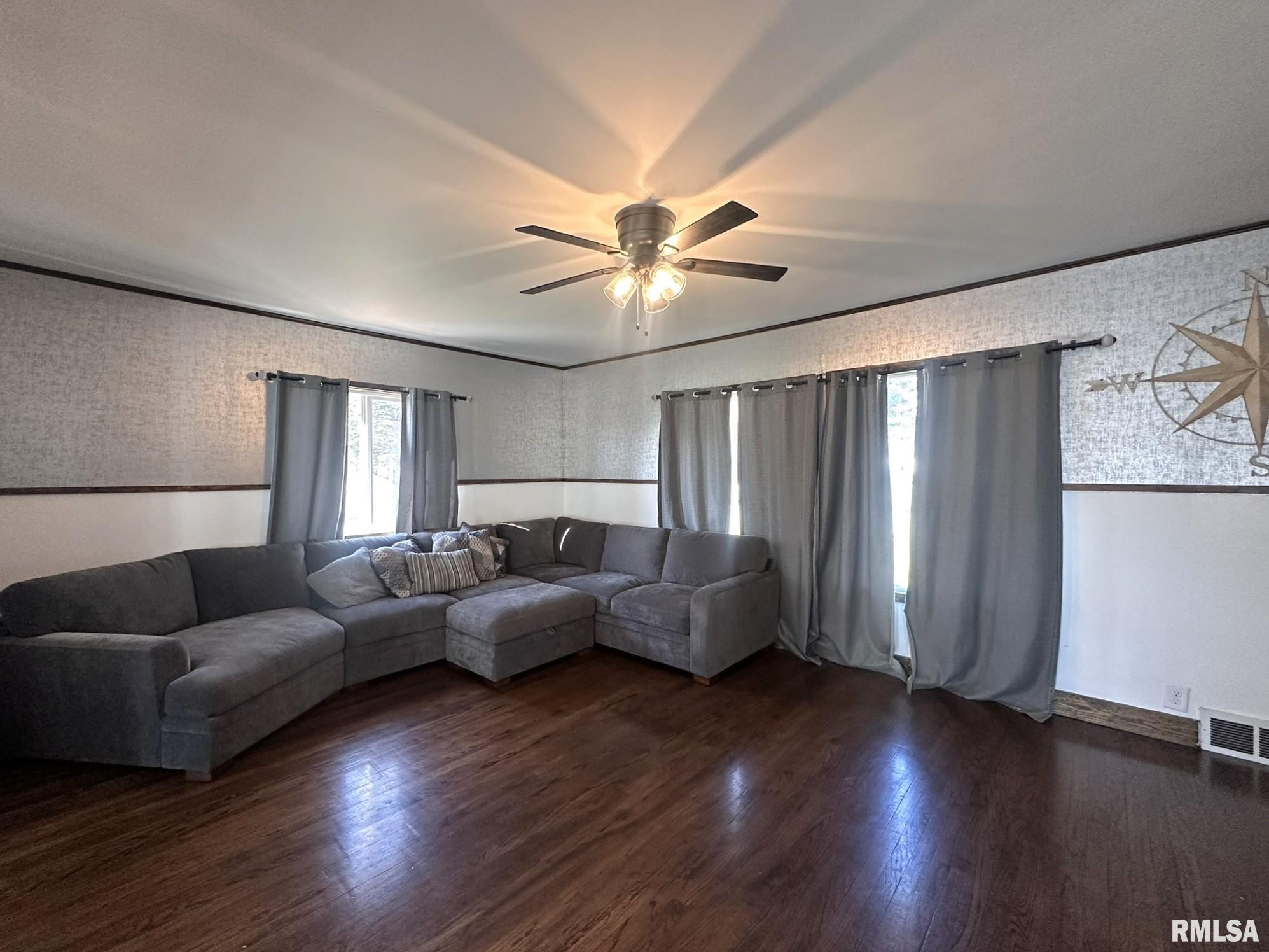 308 Galesburg Road, Knoxville, Illinois image 12