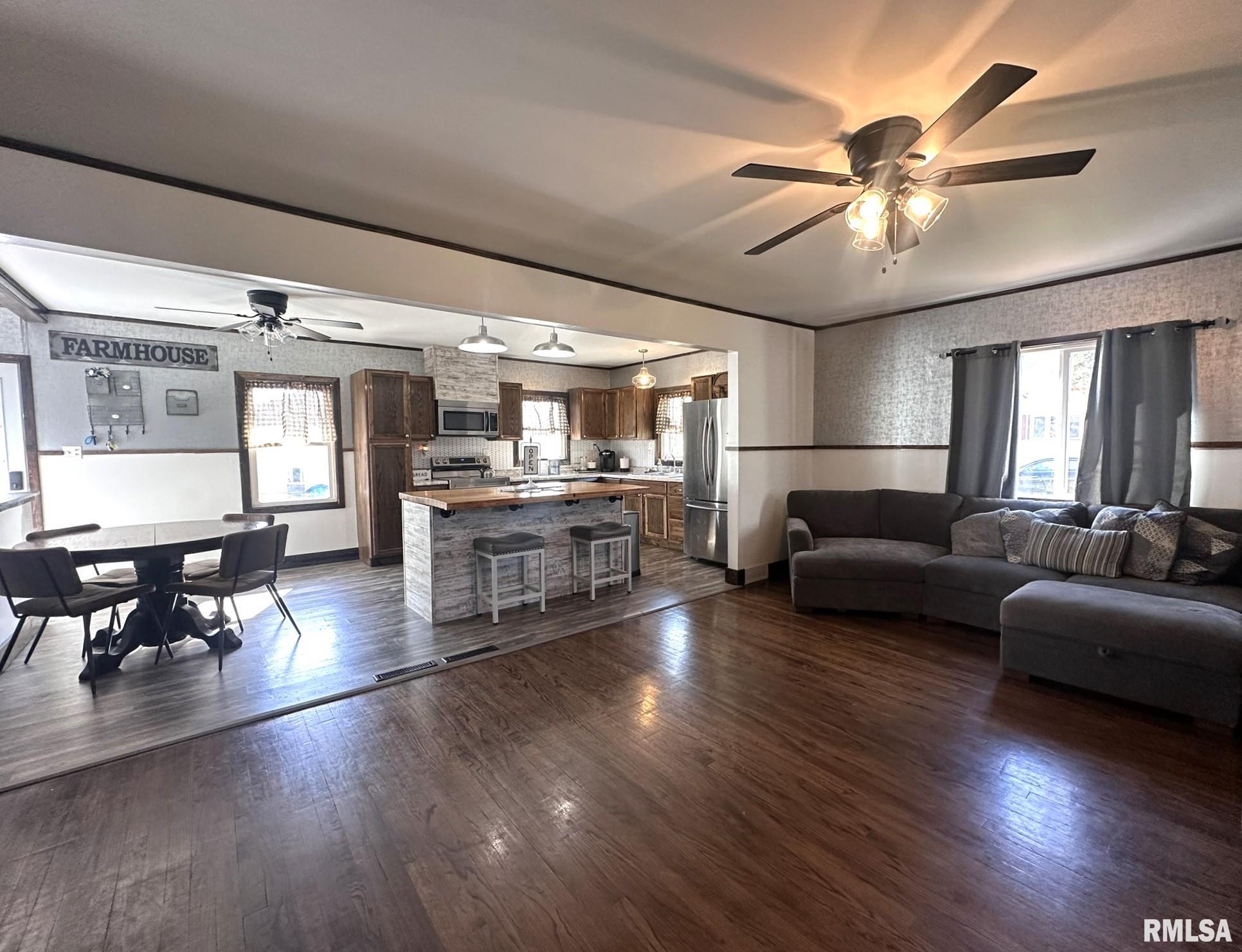 308 Galesburg Road, Knoxville, Illinois image 13