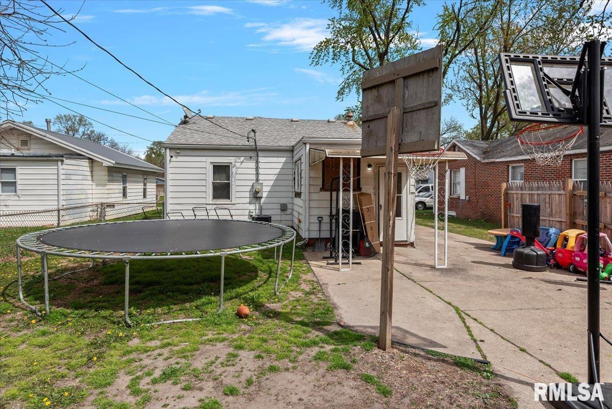 417 N Stephens Avenue, Springfield, Illinois image 22
