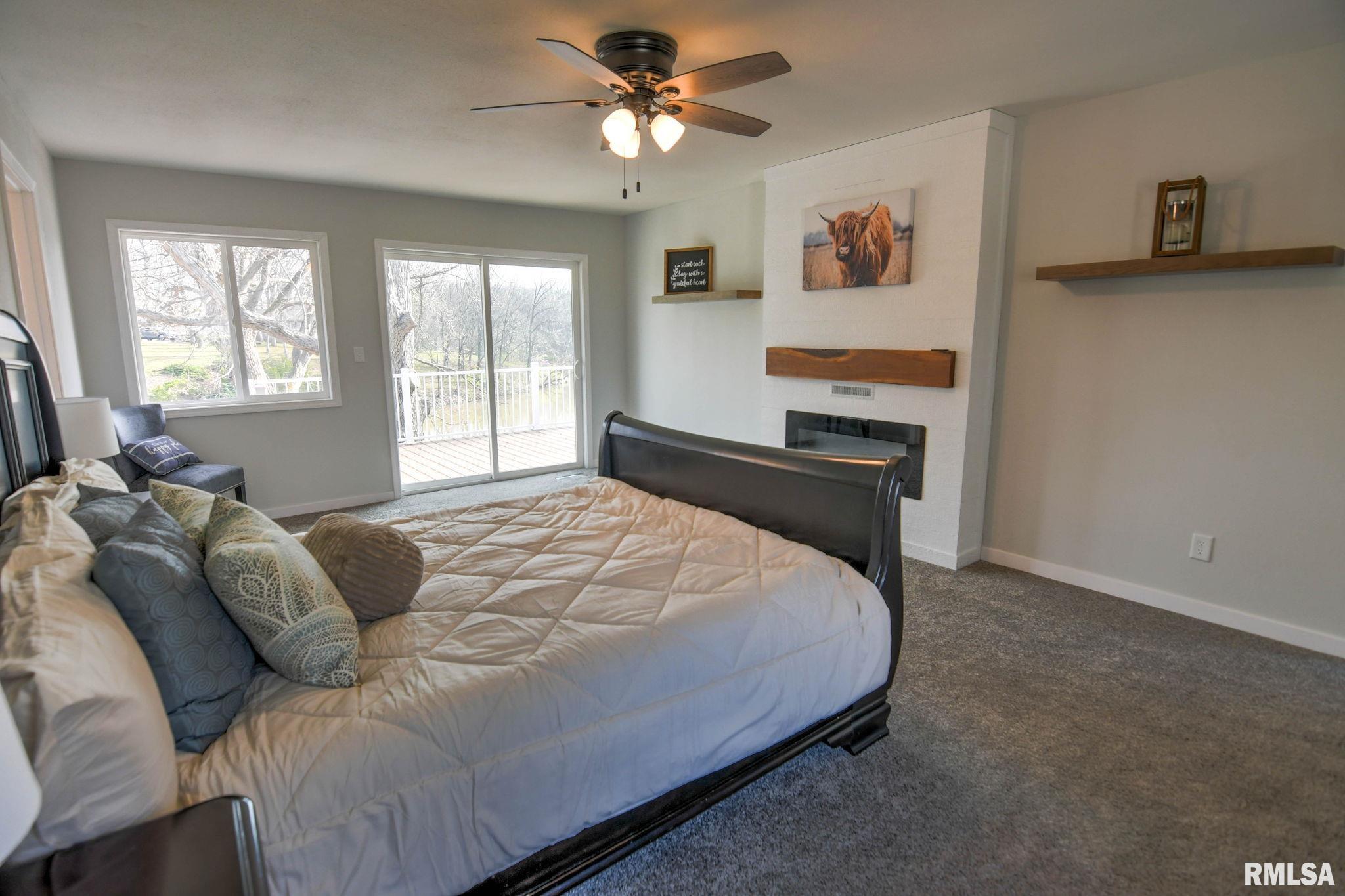 3516 E Lakeshore Drive, Taylorville, Illinois image 13