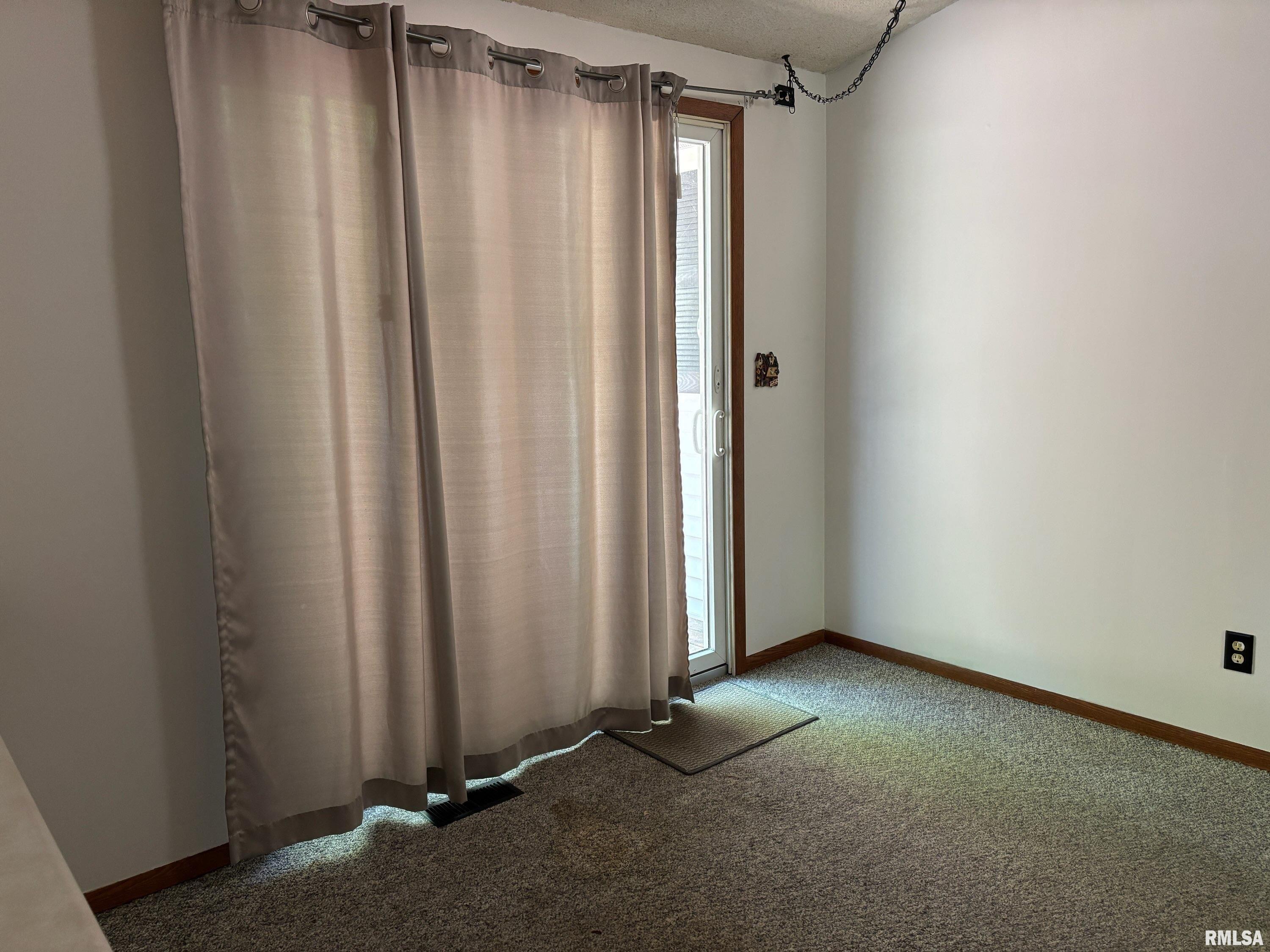 406 School Street, Morrisonville, Illinois image 7