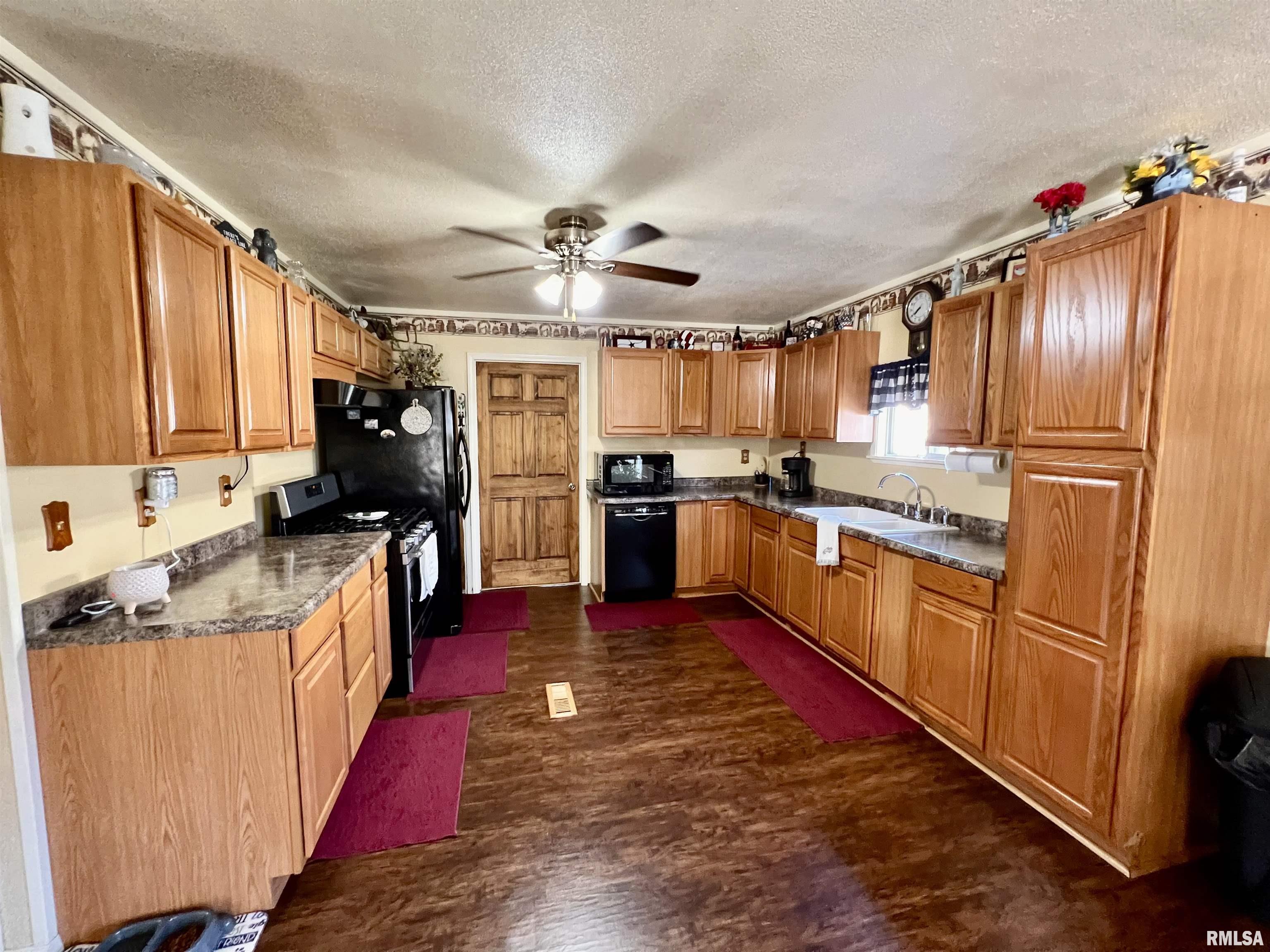 503 SW 3rd Street, Aledo, Illinois image 16