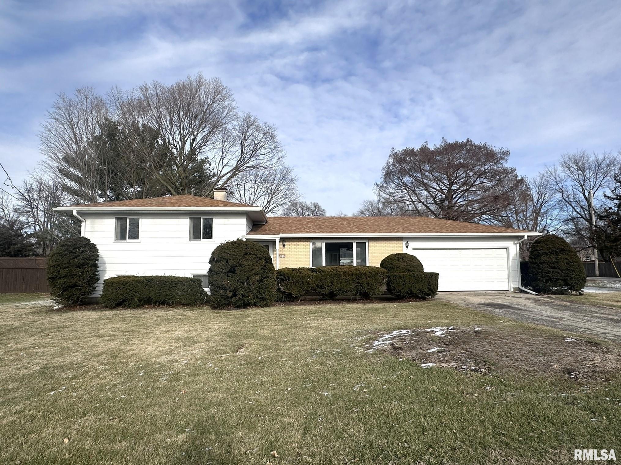 1839 Robertson Avenue, Galesburg, Illinois image 1