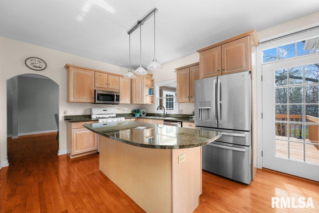 216 Hillcrest Avenue, Davenport, Iowa image 13
