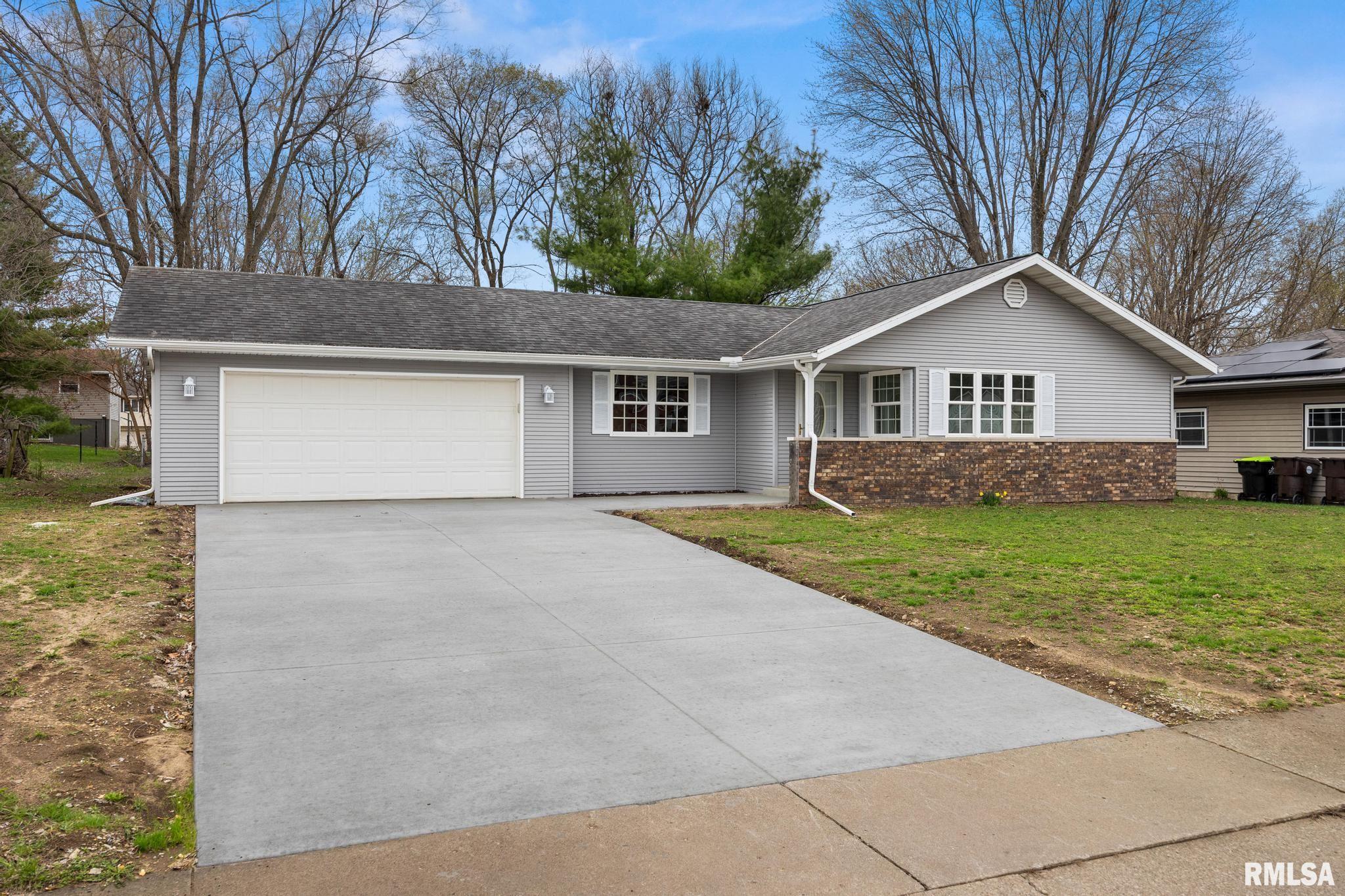 1324 W Chestnut Street, Chillicothe, Illinois image 1