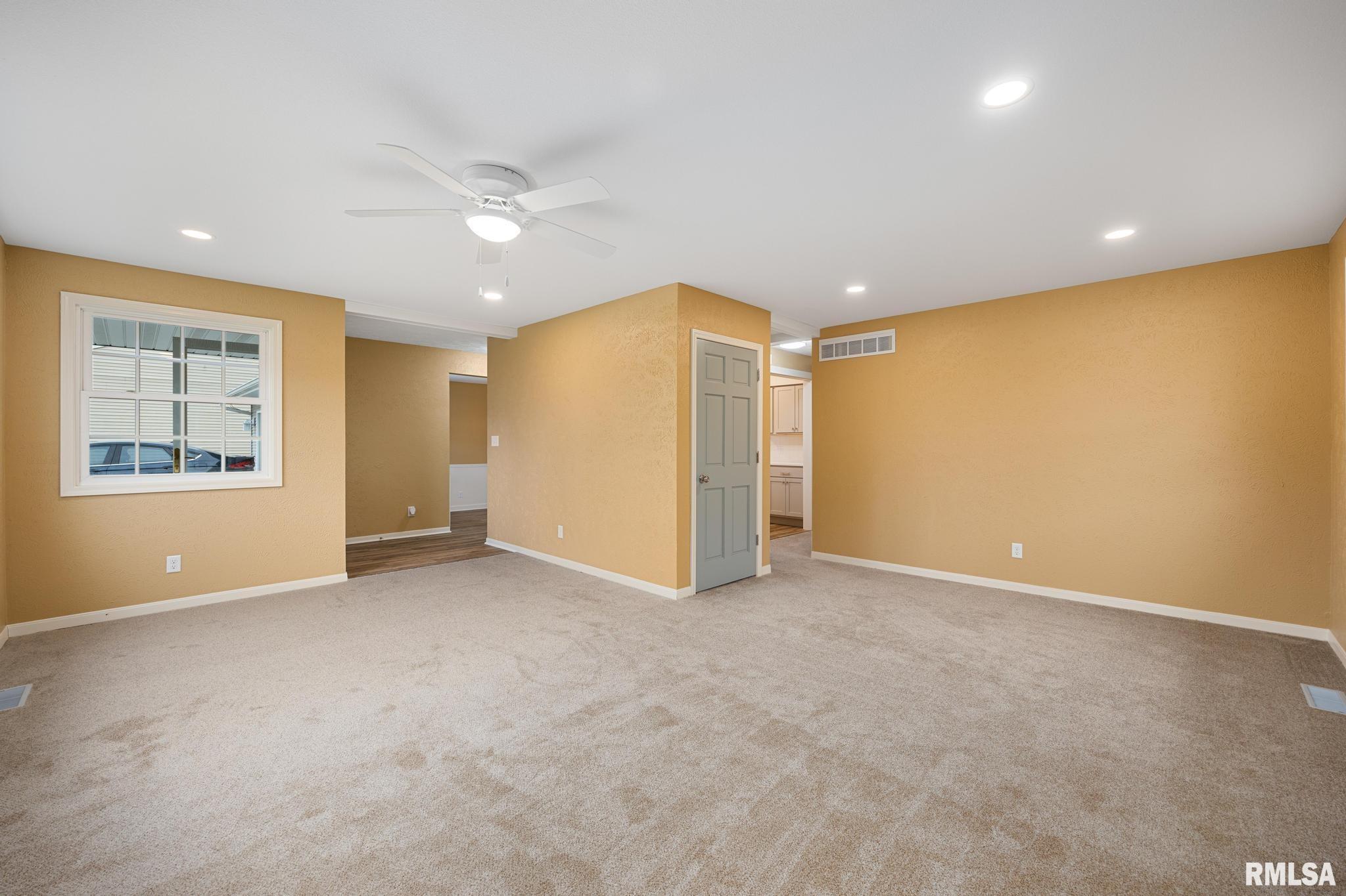 1324 W Chestnut Street, Chillicothe, Illinois image 9