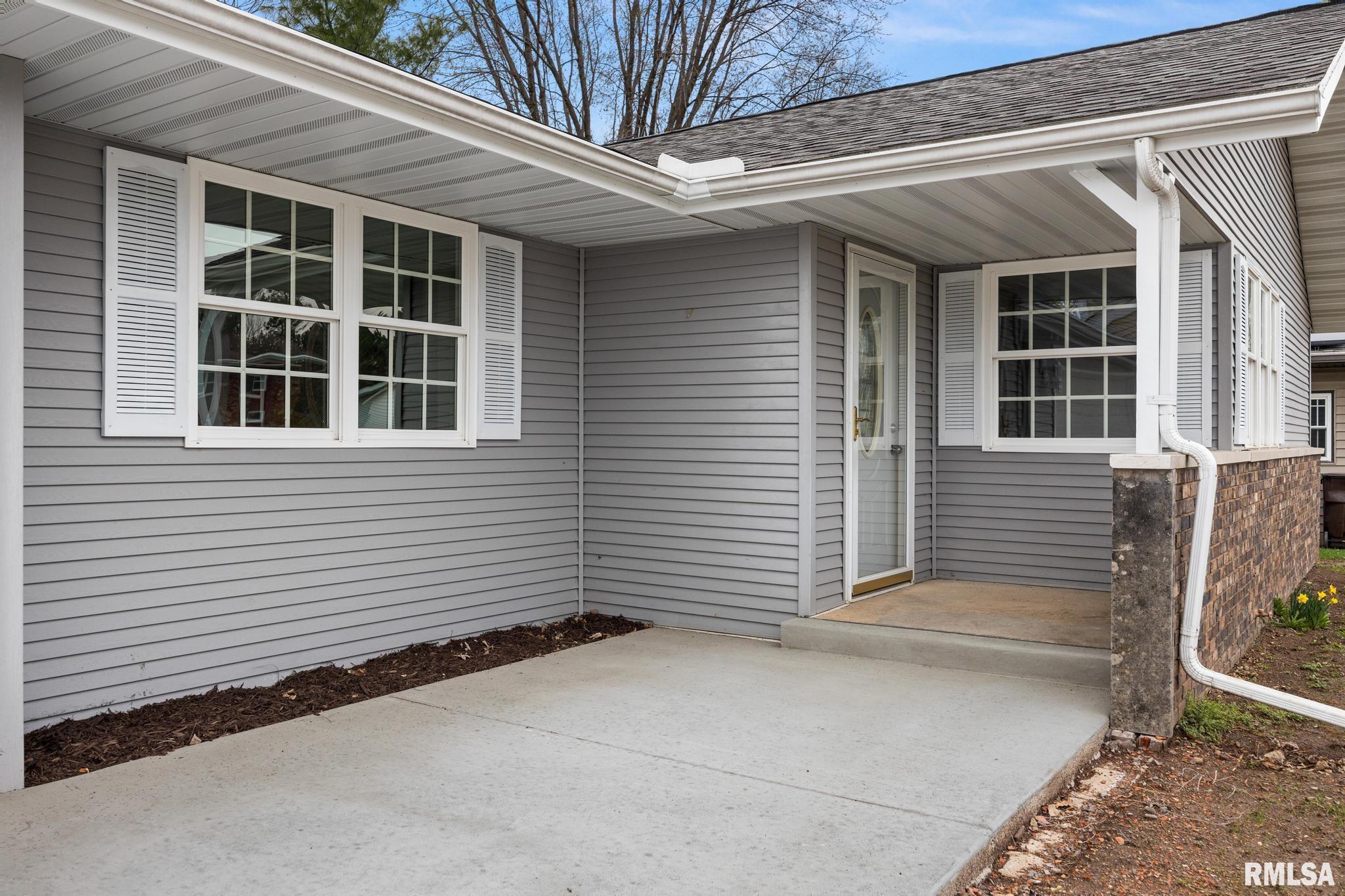 1324 W Chestnut Street, Chillicothe, Illinois image 3