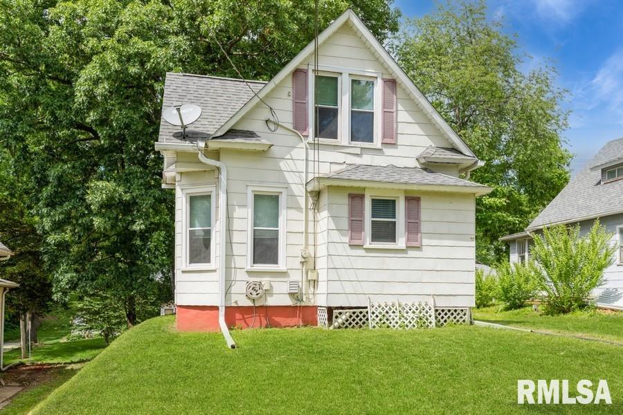 2308 18th Avenue, Moline, Illinois image 2