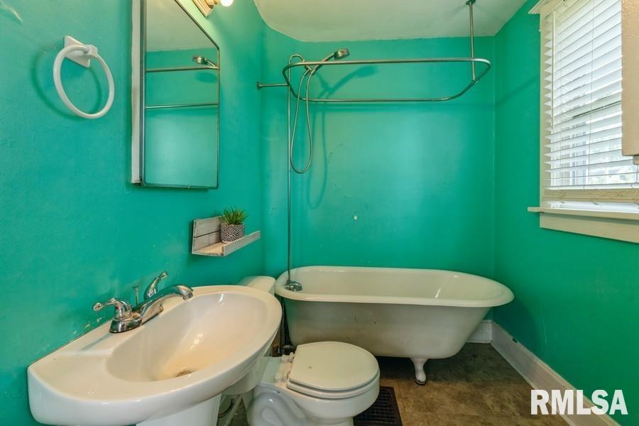 2308 18th Avenue, Moline, Illinois image 14