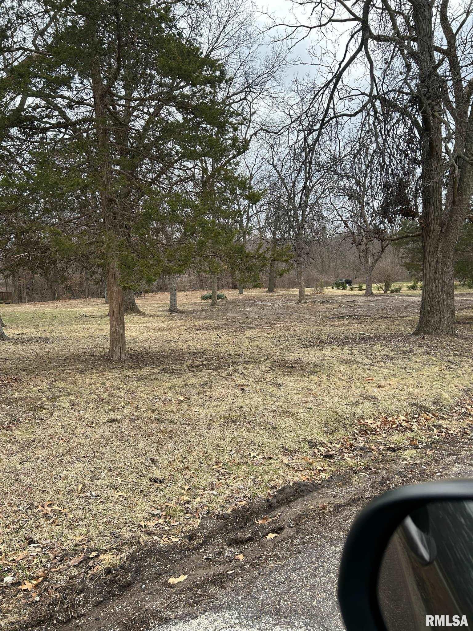4412 SE Scenic Drives, Peoria, Illinois image 1